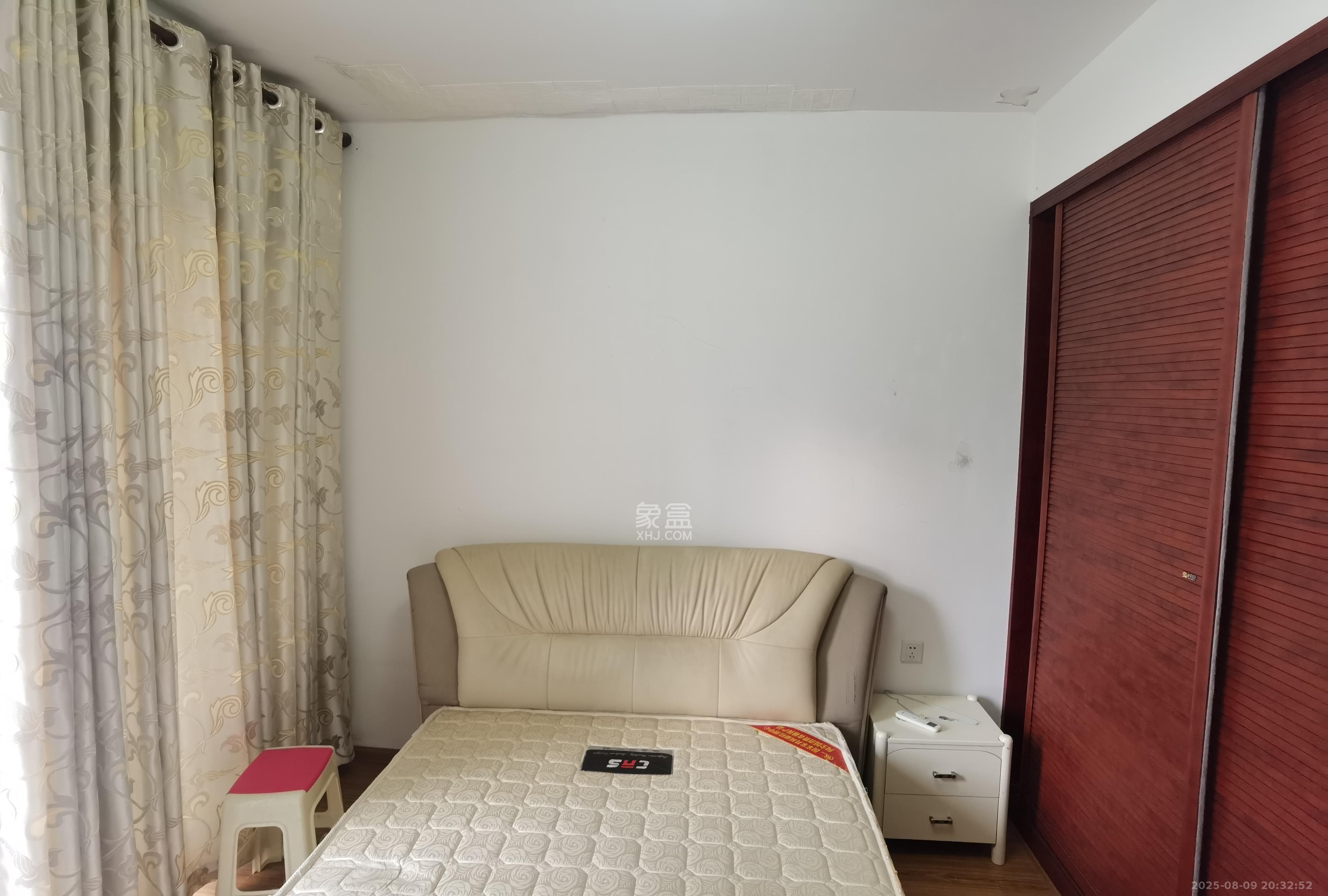 长沙玫瑰园 3室2厅2卫 2100.0元/月 长沙玫瑰园 3室2厅2卫 2100.0元/月室内图