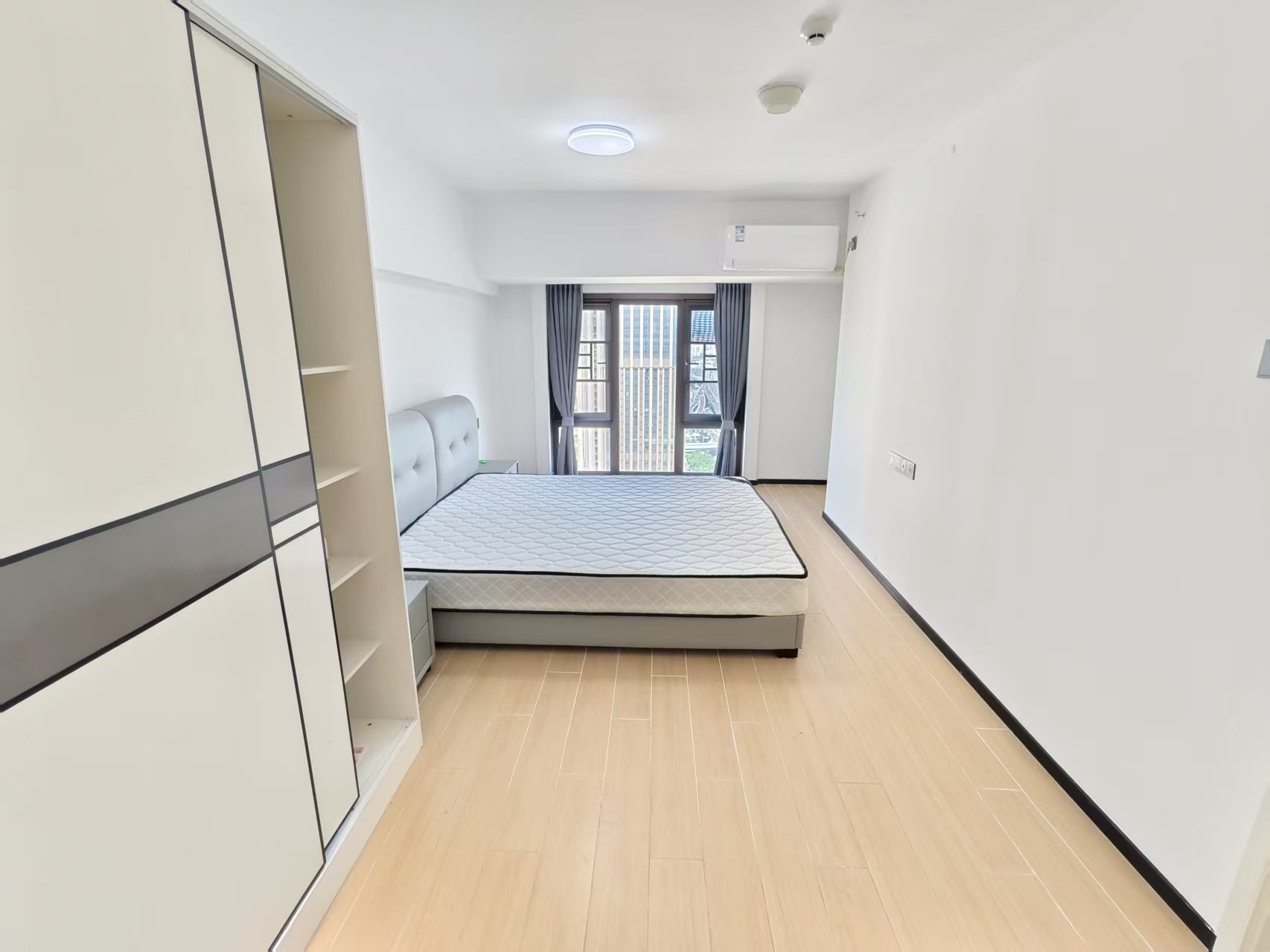 海航豪庭南苑  1室1厅1卫    2800.0元/月 海航豪庭南苑  1室1厅1卫    2800.0元/月室内图