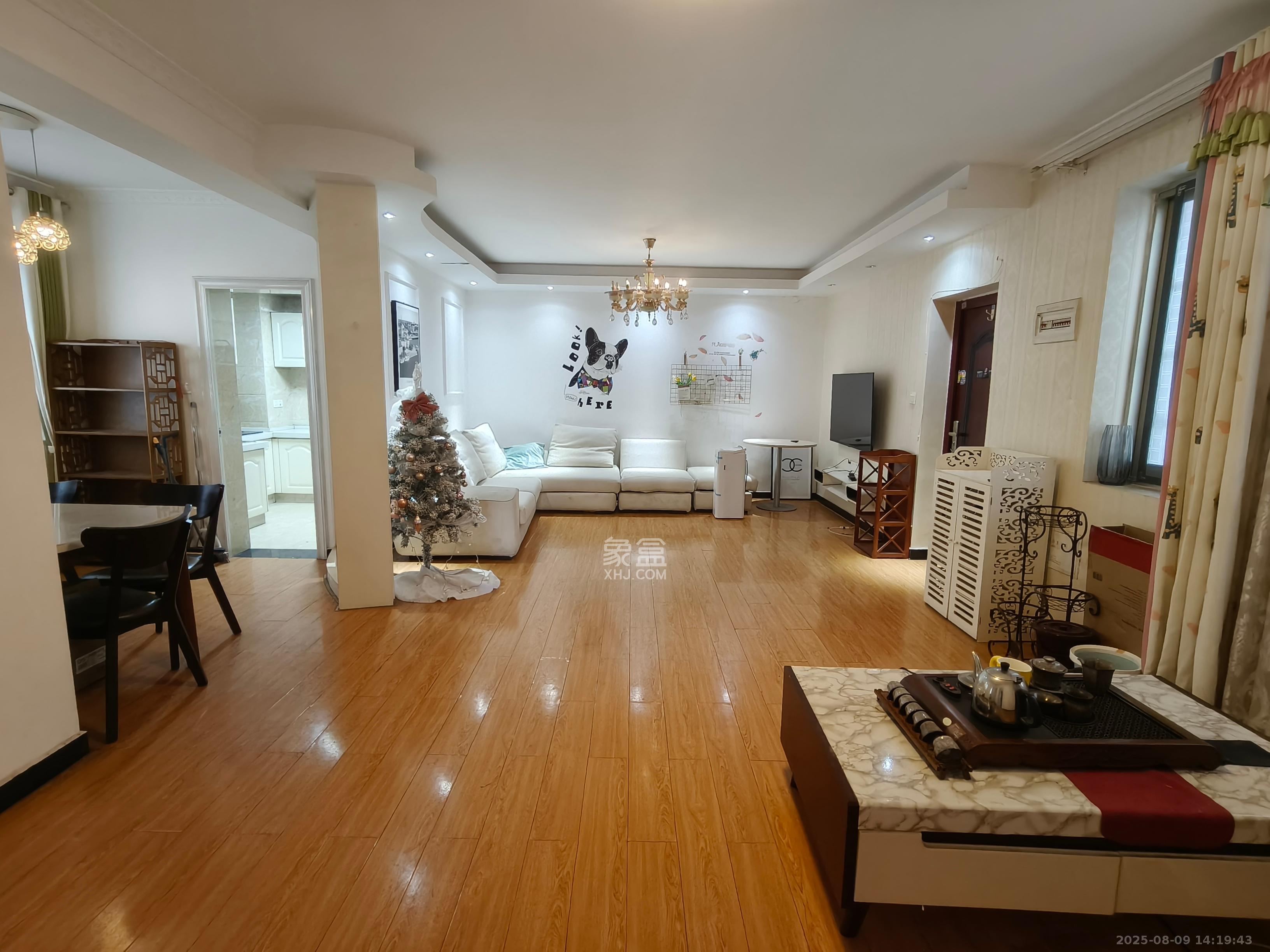 天龙花园 2室1厅1卫 2500.0元/月 天龙花园 2室1厅1卫 2500.0元/月室内图