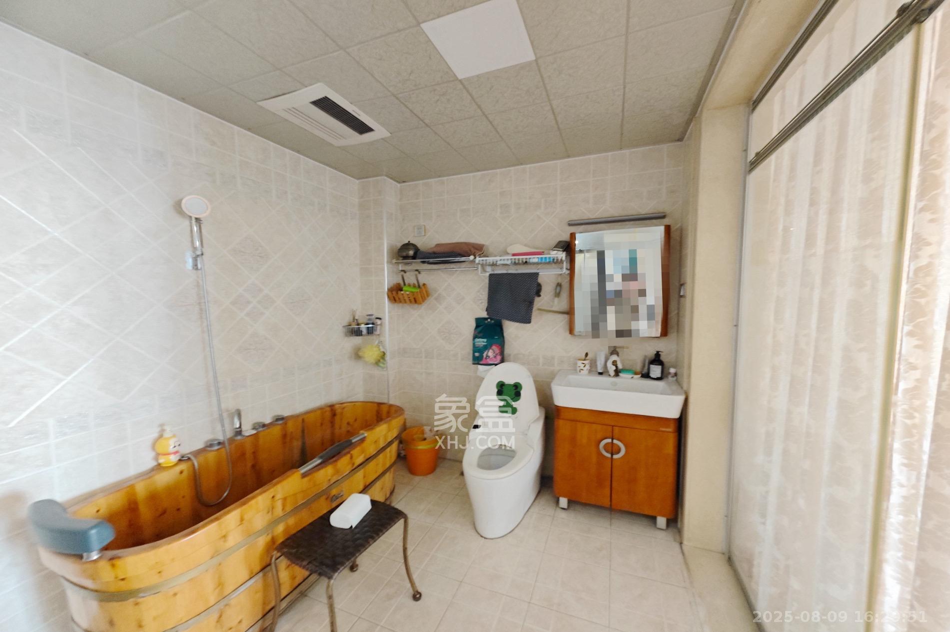 锦绣世纪  4室2厅2卫    4500.0元/月室内图