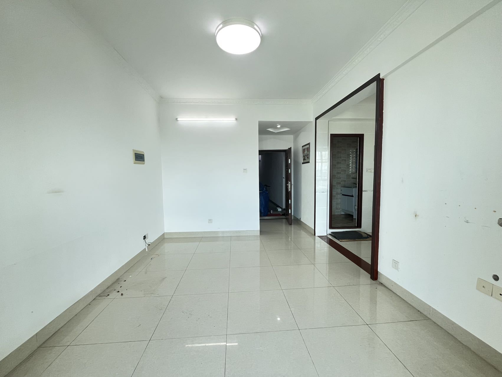 南海花园 1室0厅0卫 68.0万 南海花园 1室0厅0卫 68.0万室内图