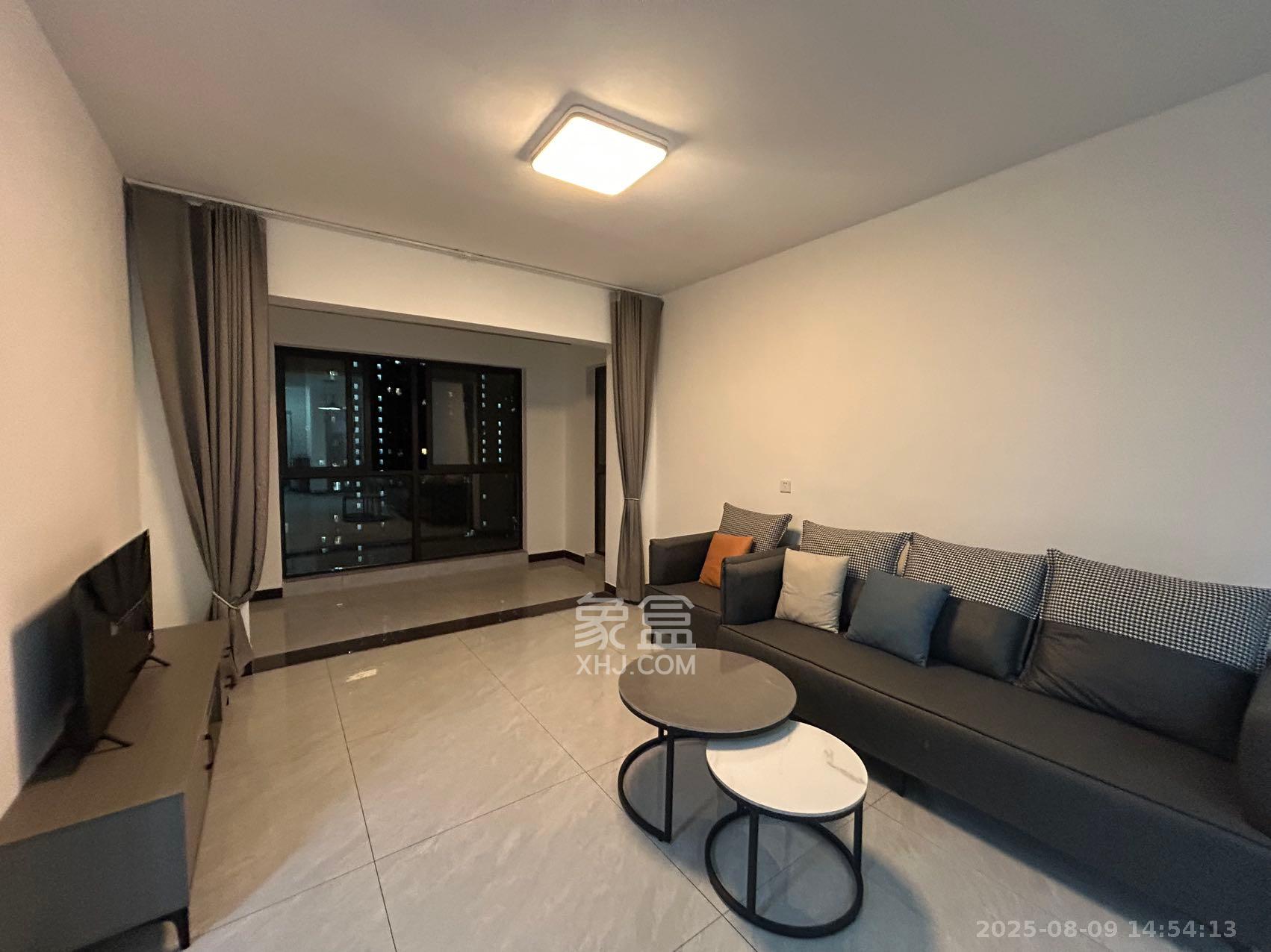 长房明宸府 4室1厅1卫 2400.0元/月 长房明宸府 4室1厅1卫 2400.0元/月室内图