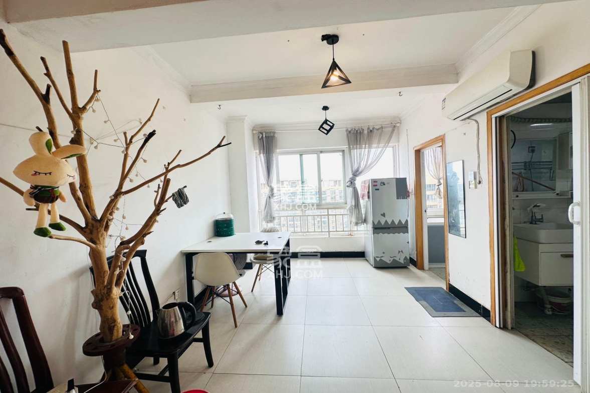 汇都公寓 1室1厅1卫 1700.00元/月 汇都公寓 1室1厅1卫 1700.00元/月室内图