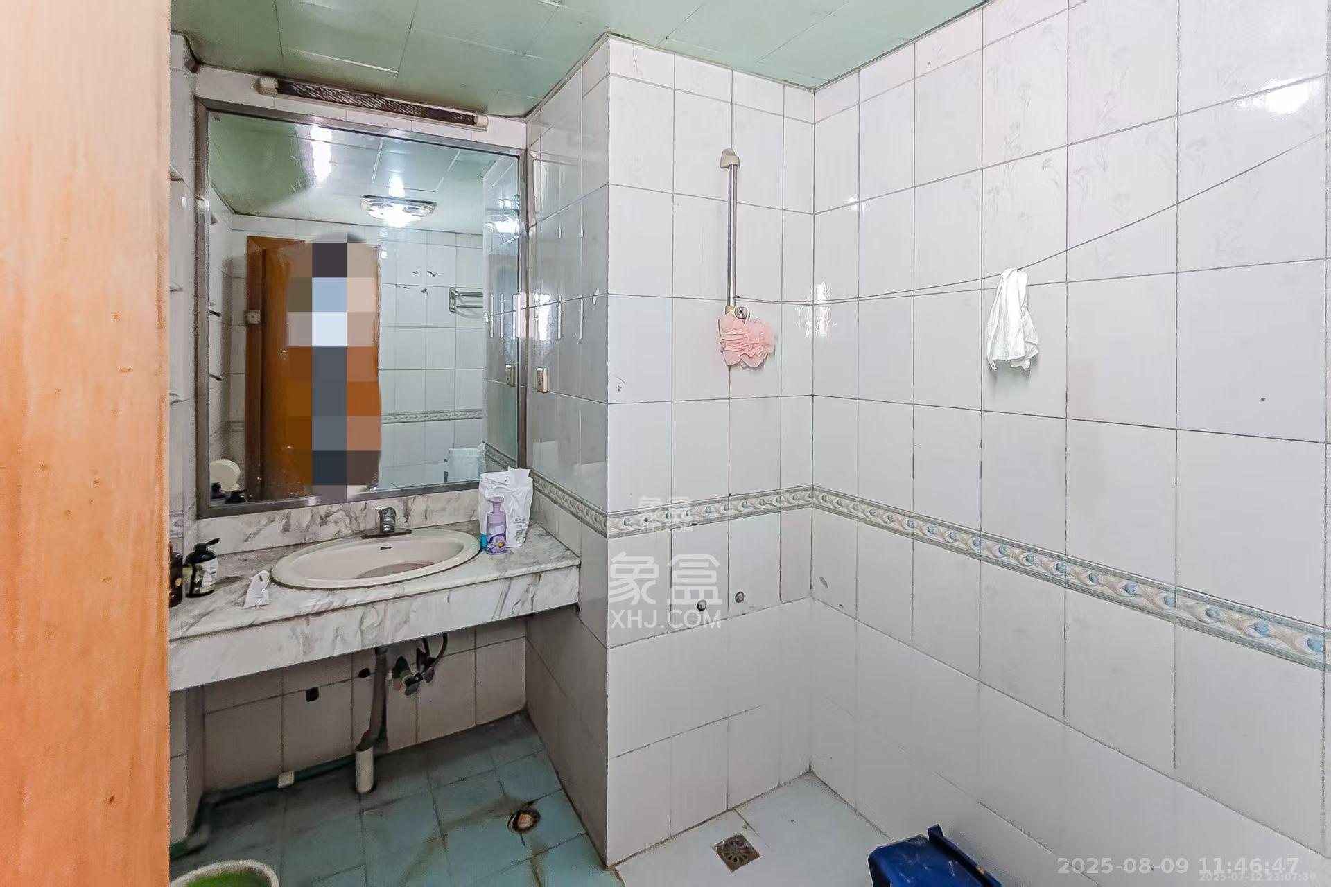 振业小区 1室2厅1卫 2500.0元/月 振业小区 1室2厅1卫 2500.0元/月室内图