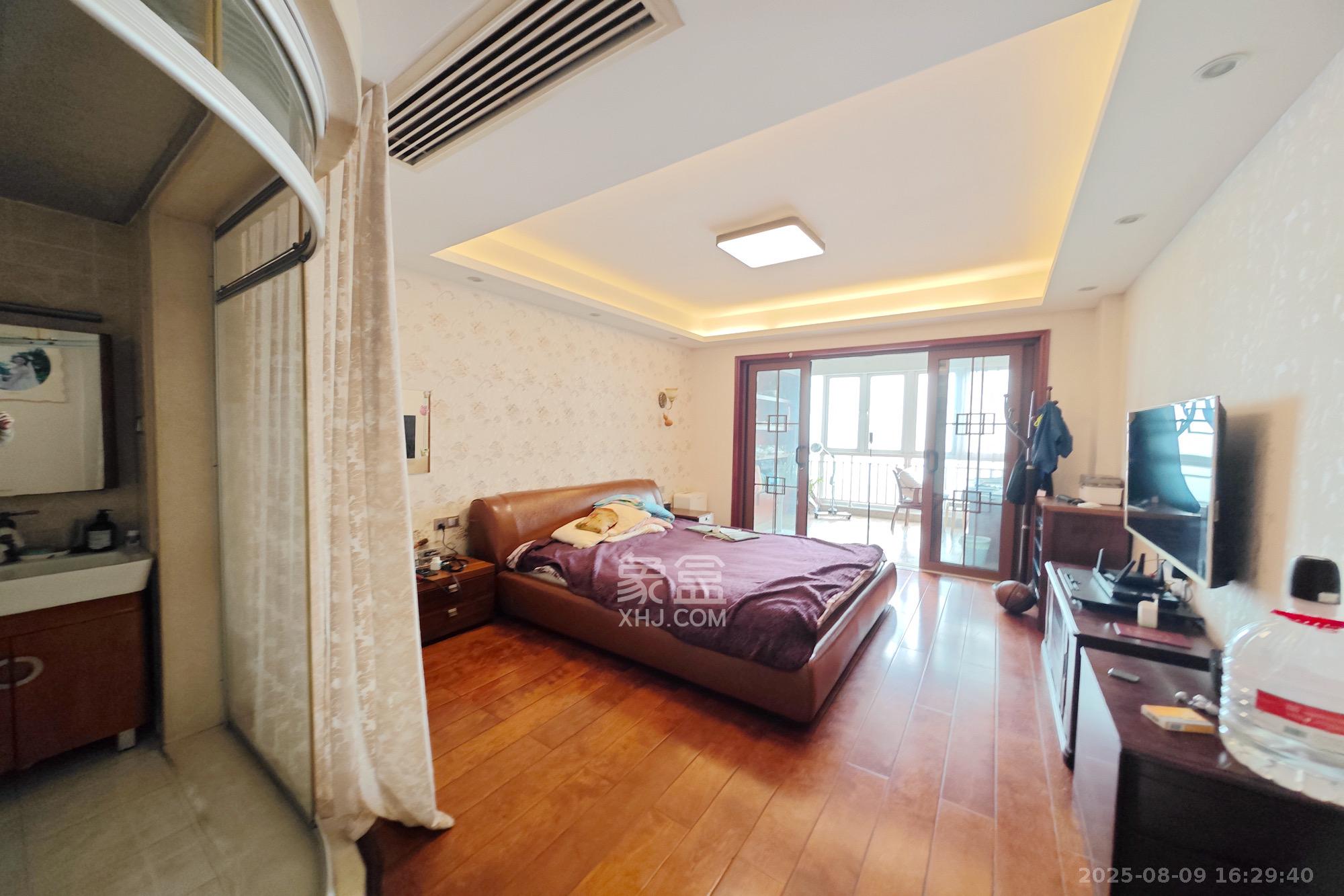 锦绣世纪  4室2厅2卫    4500.0元/月室内图