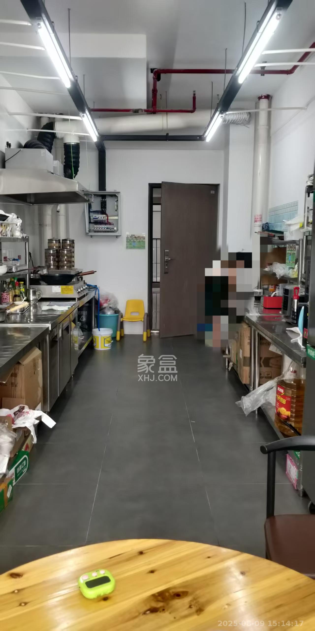 新城悦隽公园  1室1厅1卫    1200.0元/月 新城悦隽公园  1室1厅1卫    1200.0元/月室内图