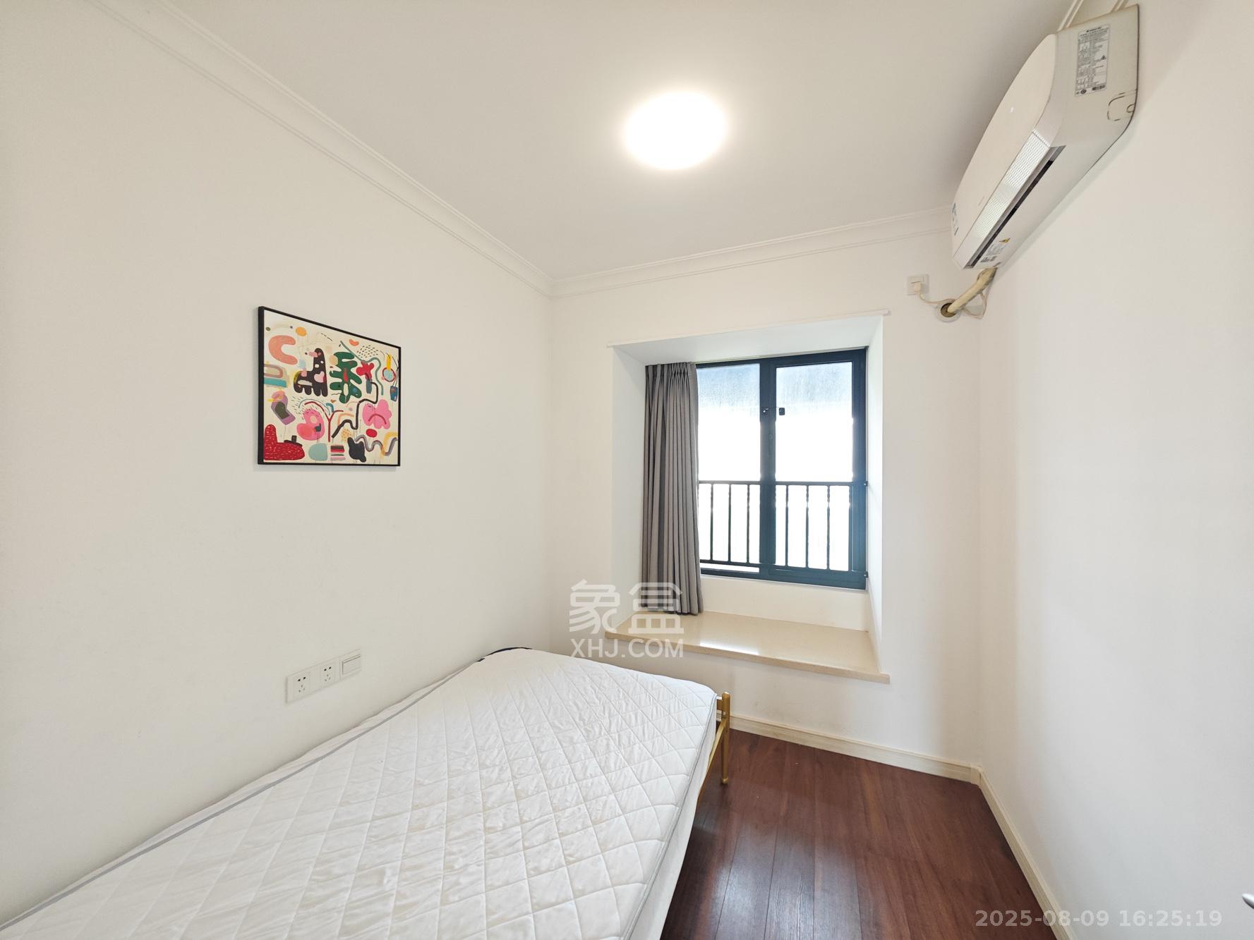 万科魅力之城  3室2厅2卫    102.8万 万科魅力之城  3室2厅2卫    102.8万卧室