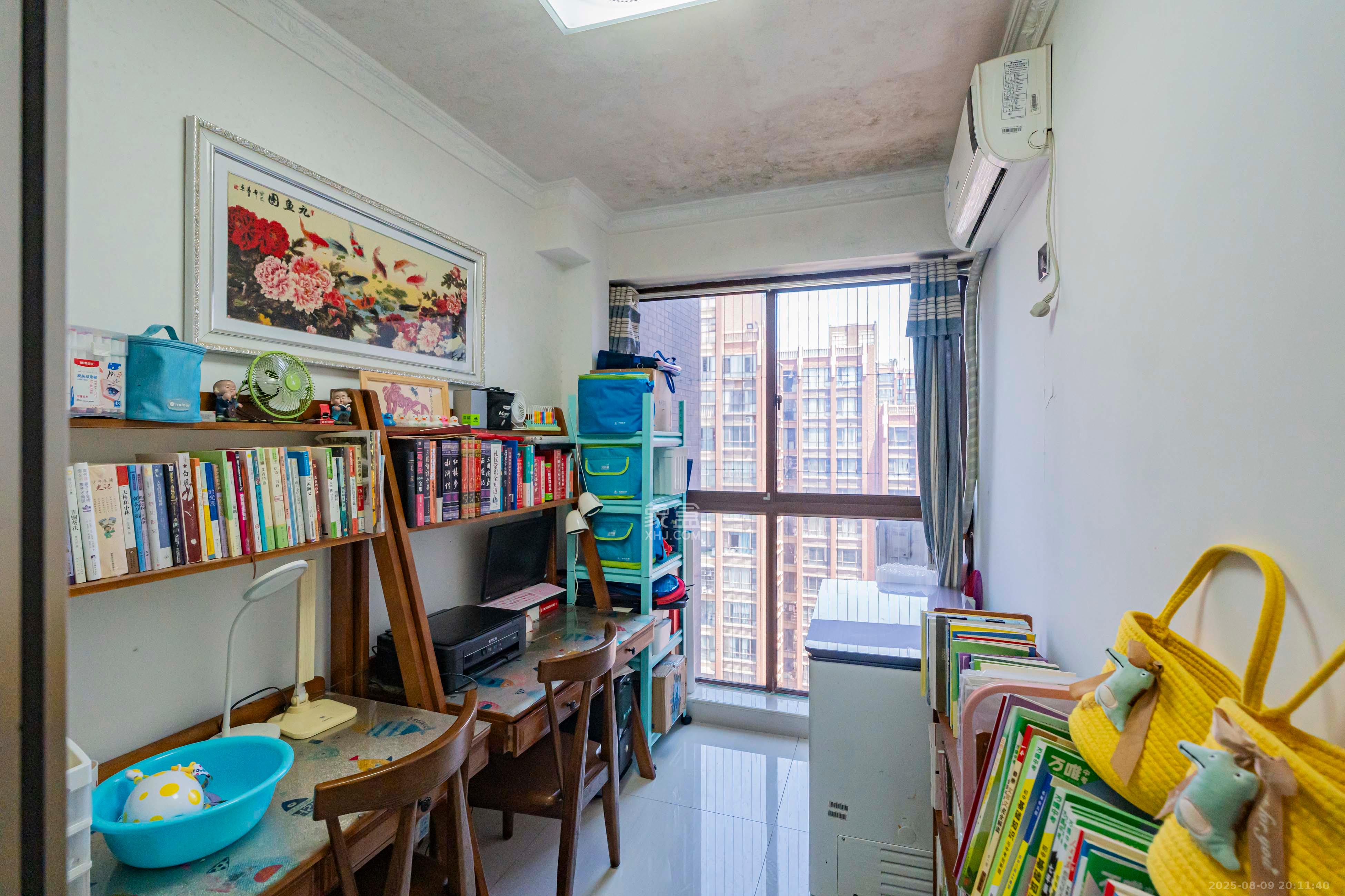 金色溪泉湾  3室2厅2卫    126.0万 金色溪泉湾  3室2厅2卫    126.0万卧室