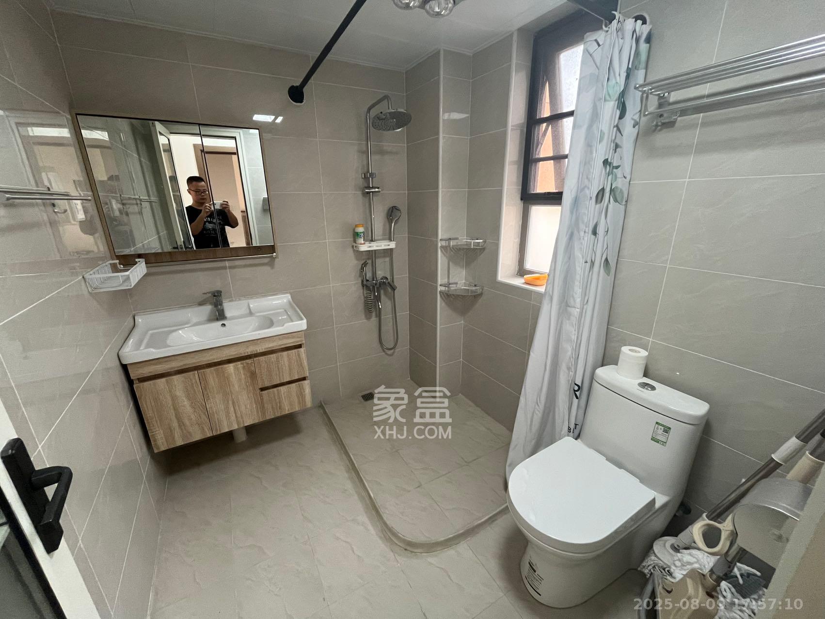 怡海星城 3室2厅1卫 2200.0元/月 怡海星城 3室2厅1卫 2200.0元/月室内图