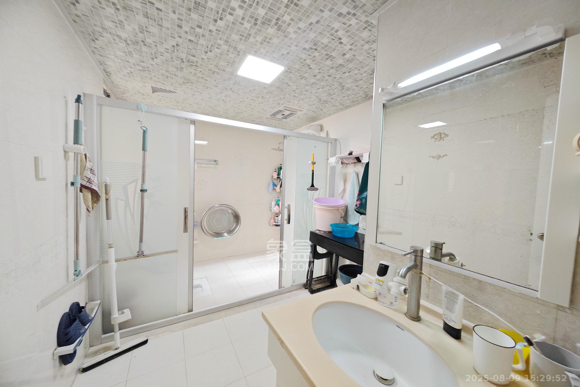 锦绣世纪  4室2厅2卫    4500.0元/月室内图