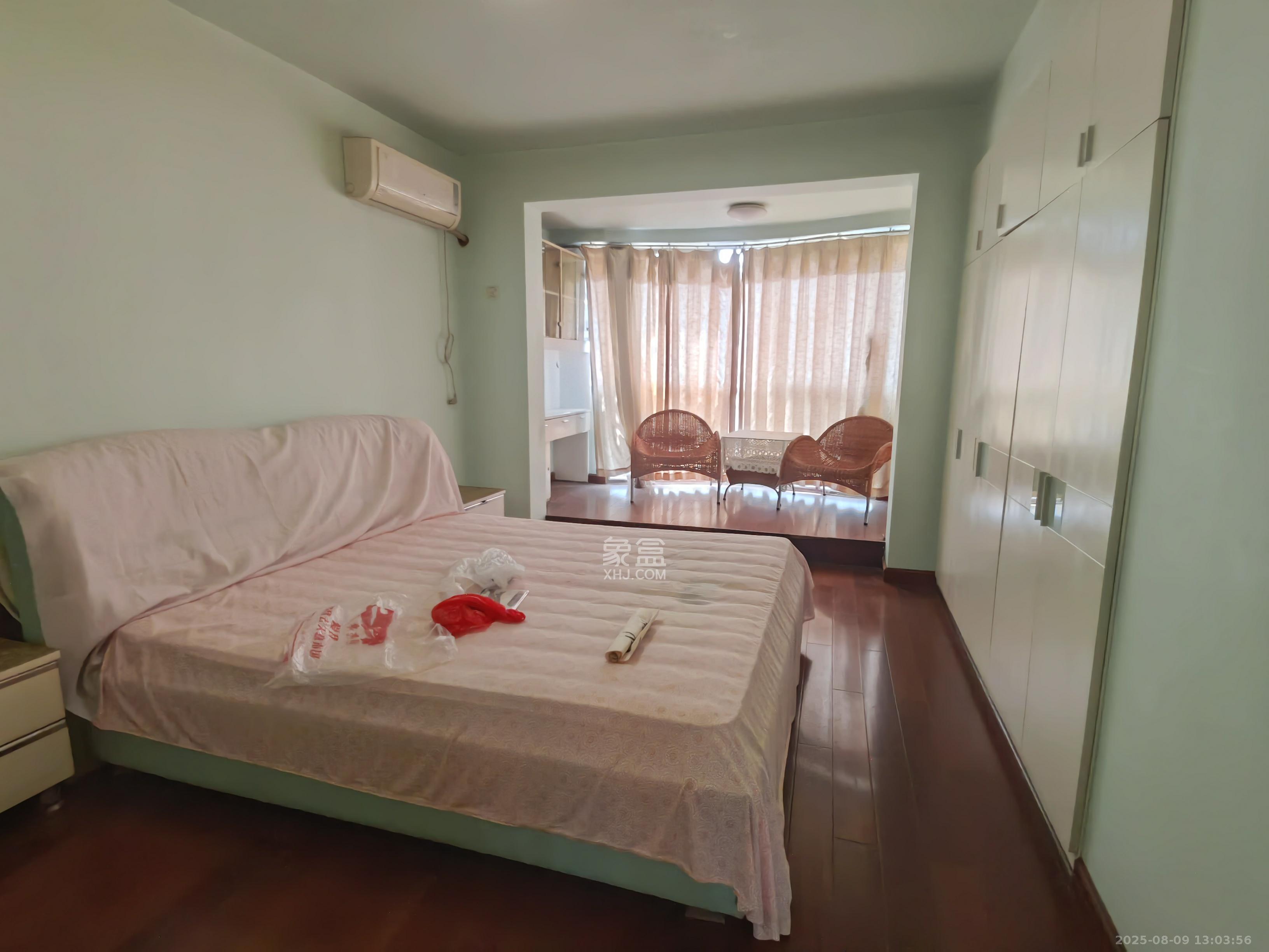 新家园 4室2厅2卫 2800.0元/月 新家园 4室2厅2卫 2800.0元/月室内图