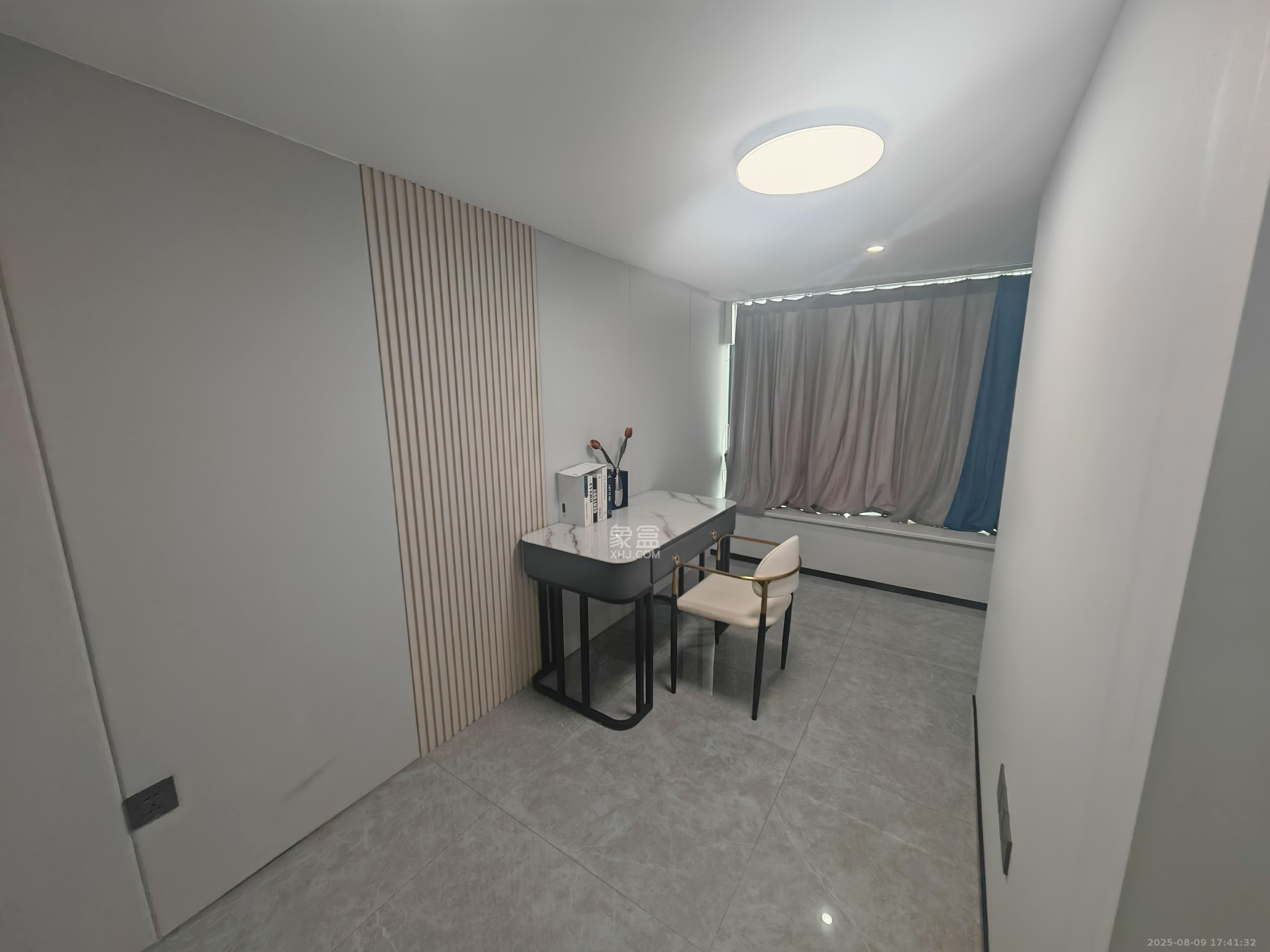 京武浪琴山三期(京武中心) 2室1厅1卫 4800.0元/月 京武浪琴山三期(京武中心) 2室1厅1卫 4800.0元/月室内图