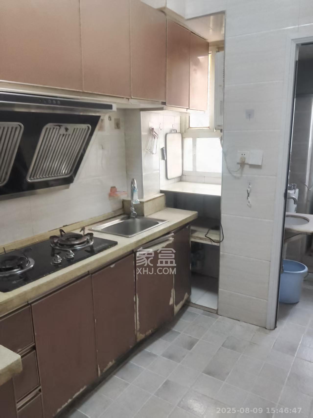 解放四村石子冲 1室1厅1卫 1200.0元/月 解放四村石子冲 1室1厅1卫 1200.0元/月室内图