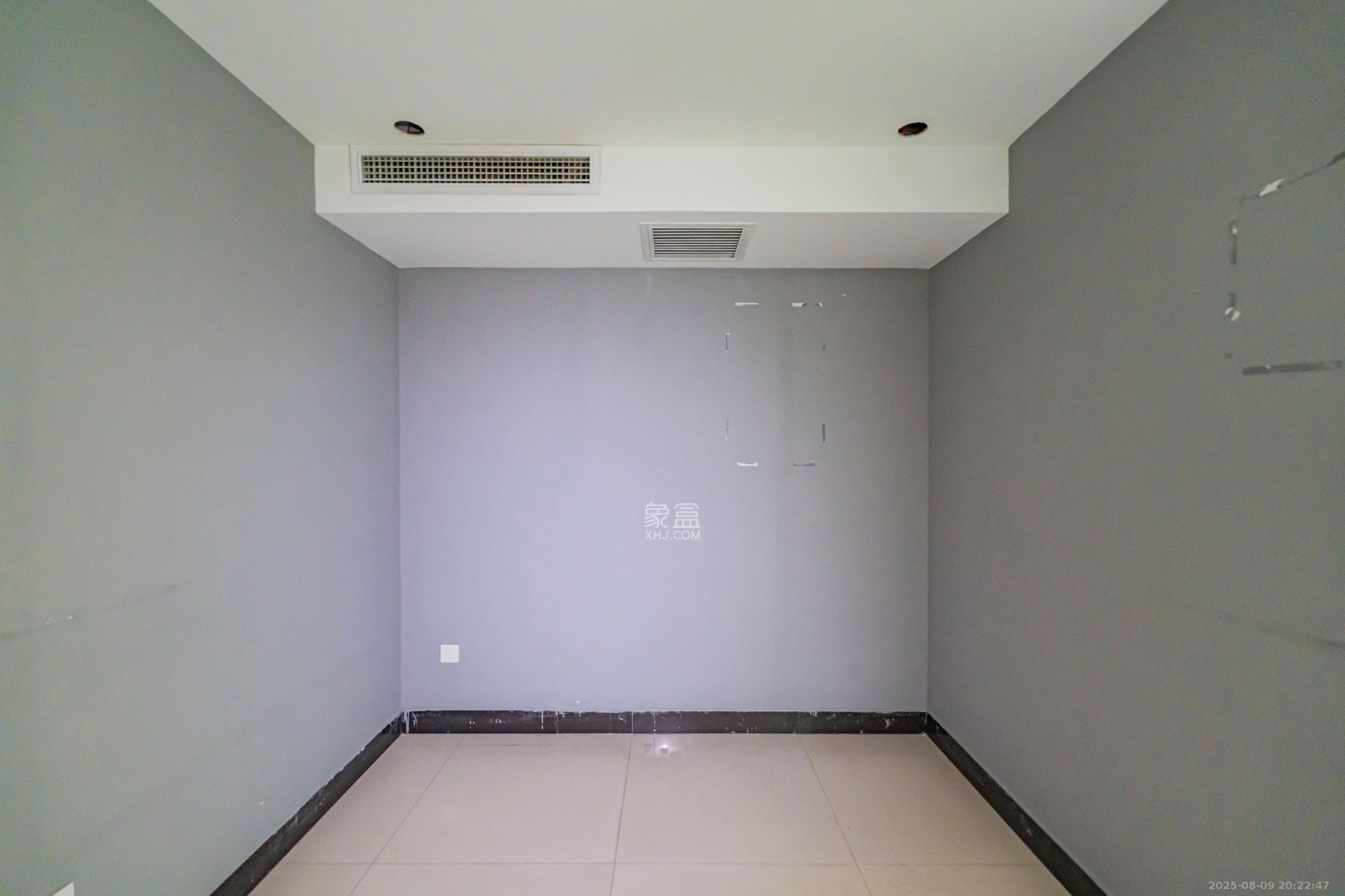 湖南财富中心  3室2厅2卫    135.0万 湖南财富中心  3室2厅2卫    135.0万卧室