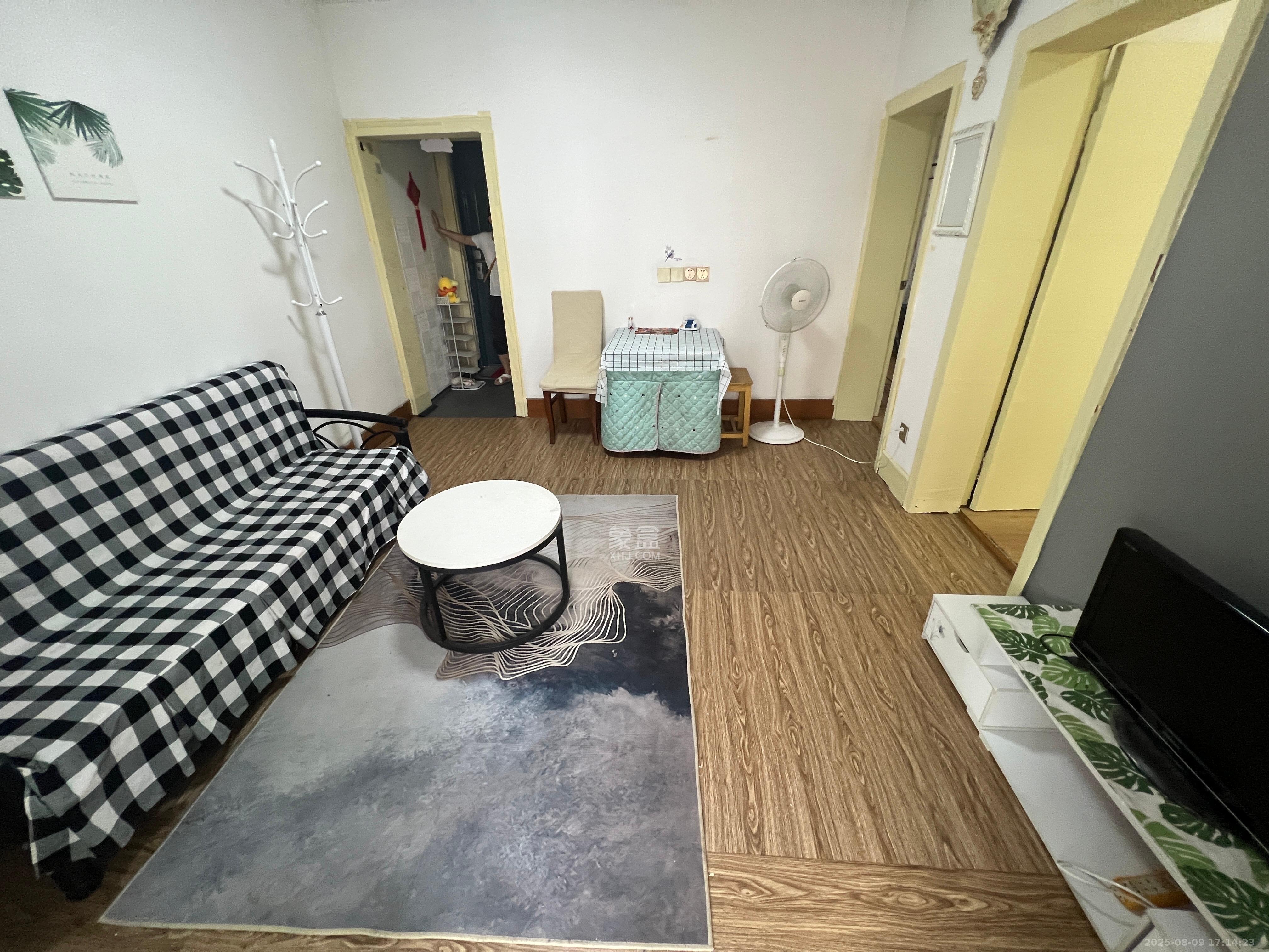 扫把塘宿舍  2室1厅1卫   1600.00元/月室内图
