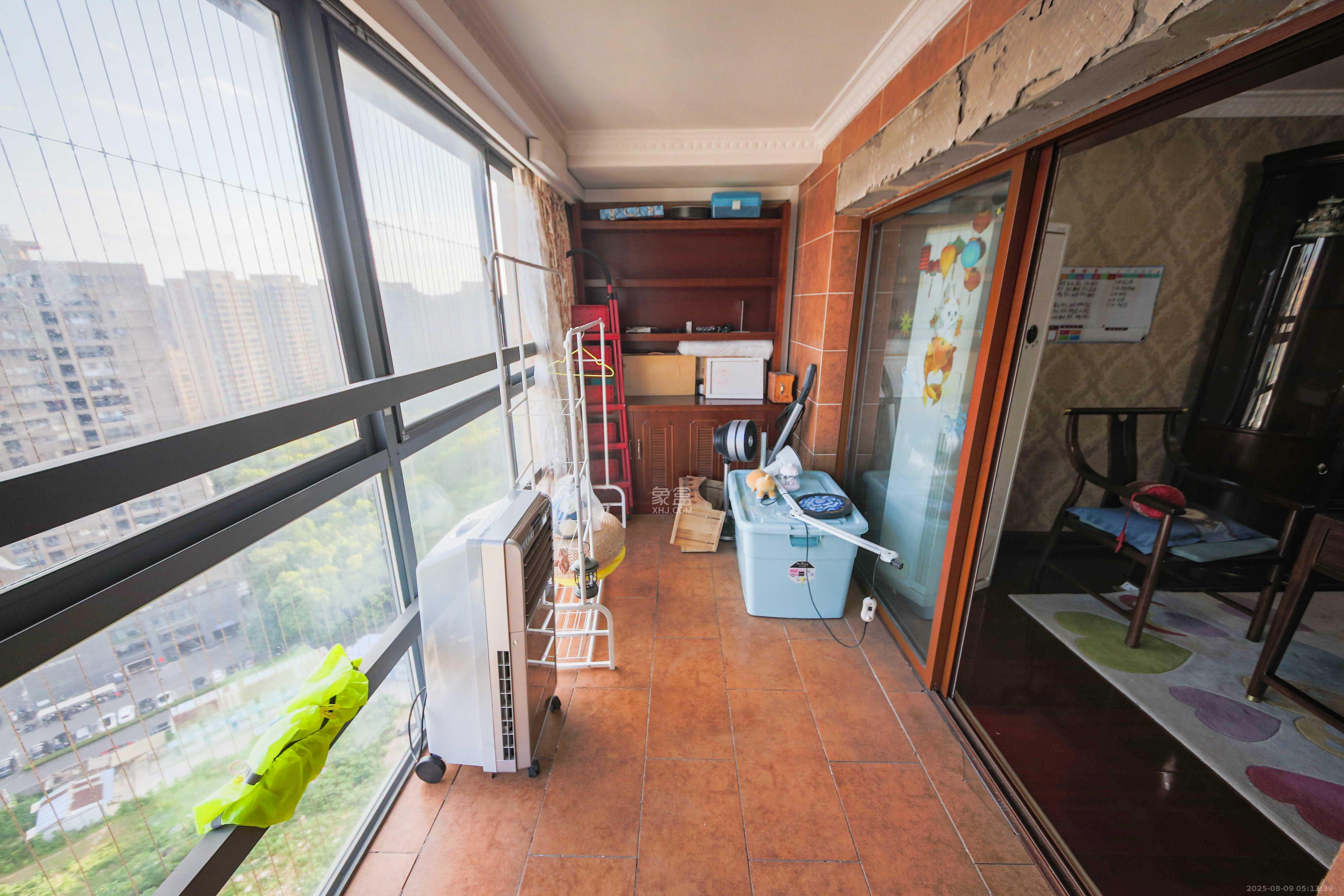 博林金谷  4室2厅2卫    167.8万 博林金谷  4室2厅2卫    167.8万阳台