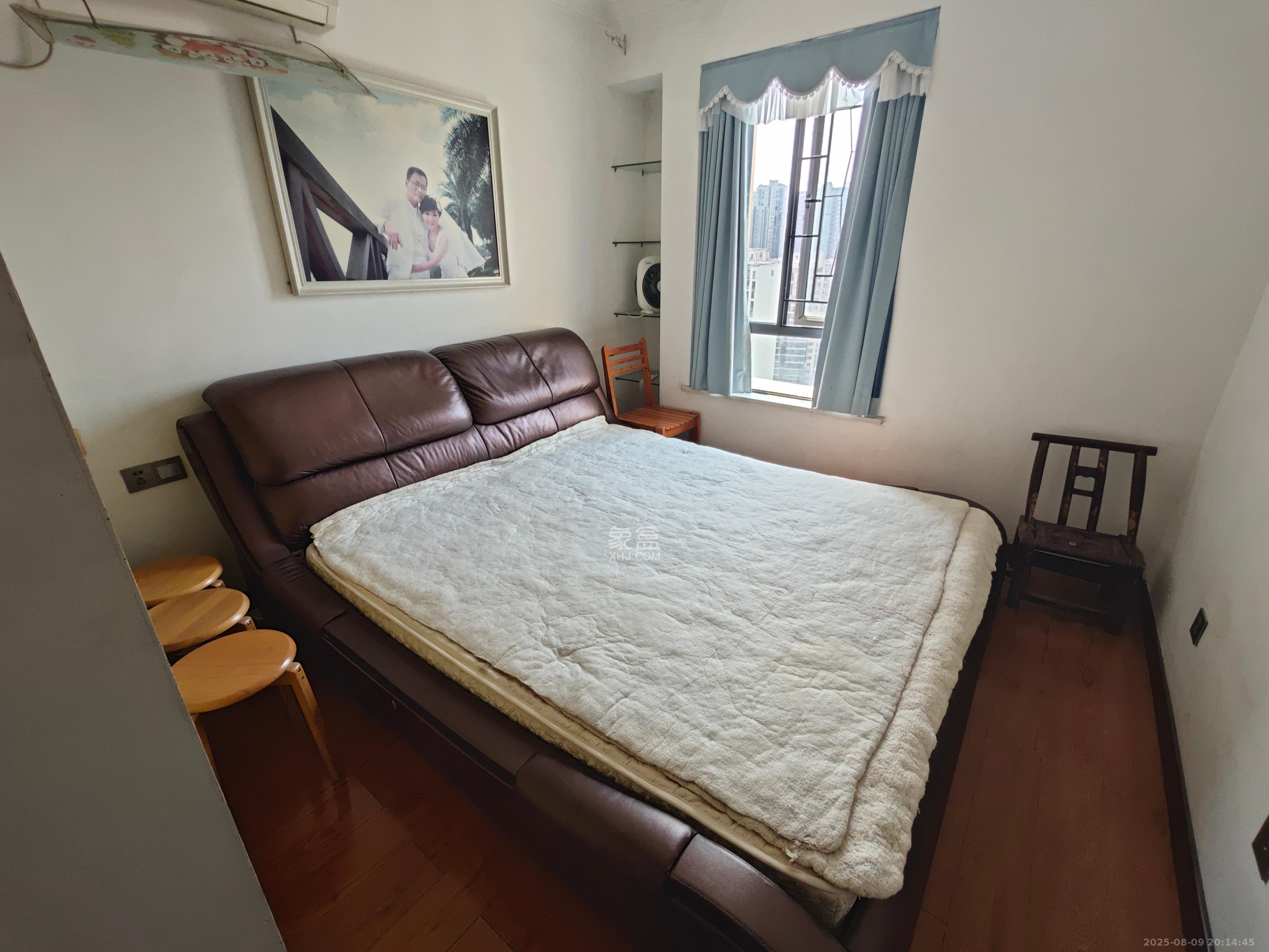 卓越蔚蓝海岸二期  2室0厅0卫   2200.00元/月室内图