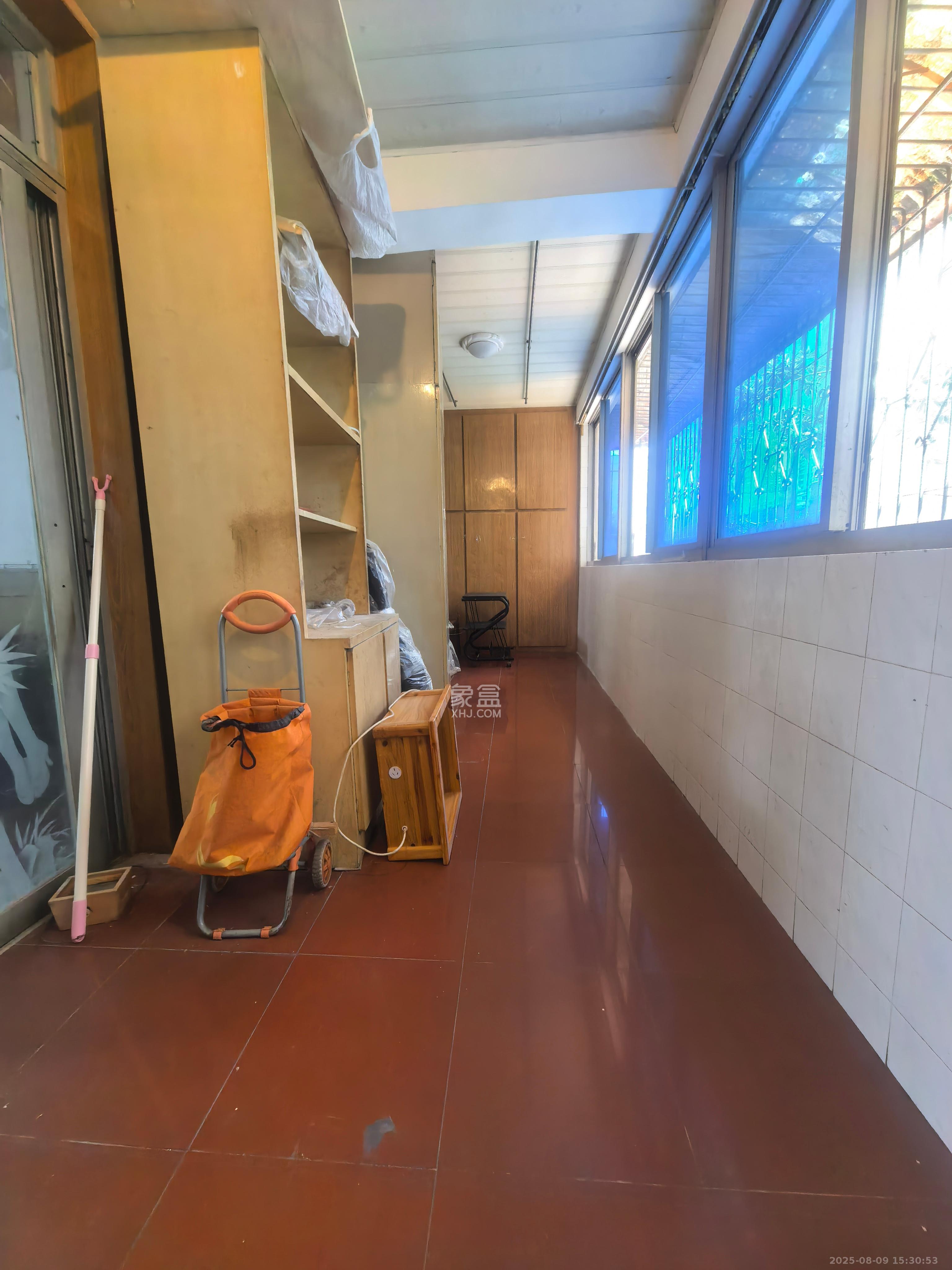 东塘电力院 3室2厅1卫 3200.0元/月 东塘电力院 3室2厅1卫 3200.0元/月室内图