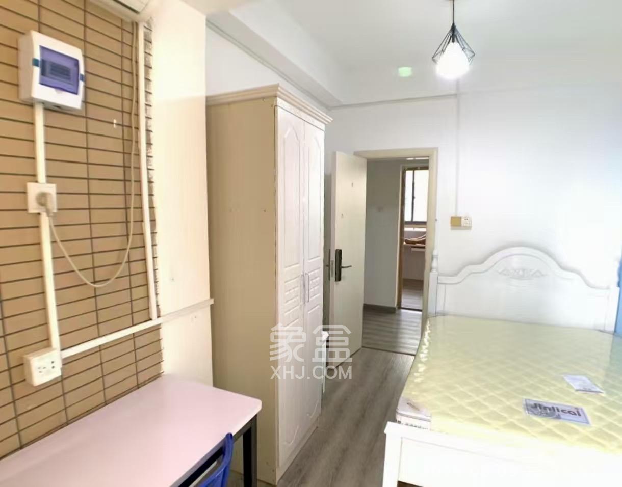 新城新世界一二三期 7室2厅2卫 900.0元/月 新城新世界一二三期 7室2厅2卫 900.0元/月室内图