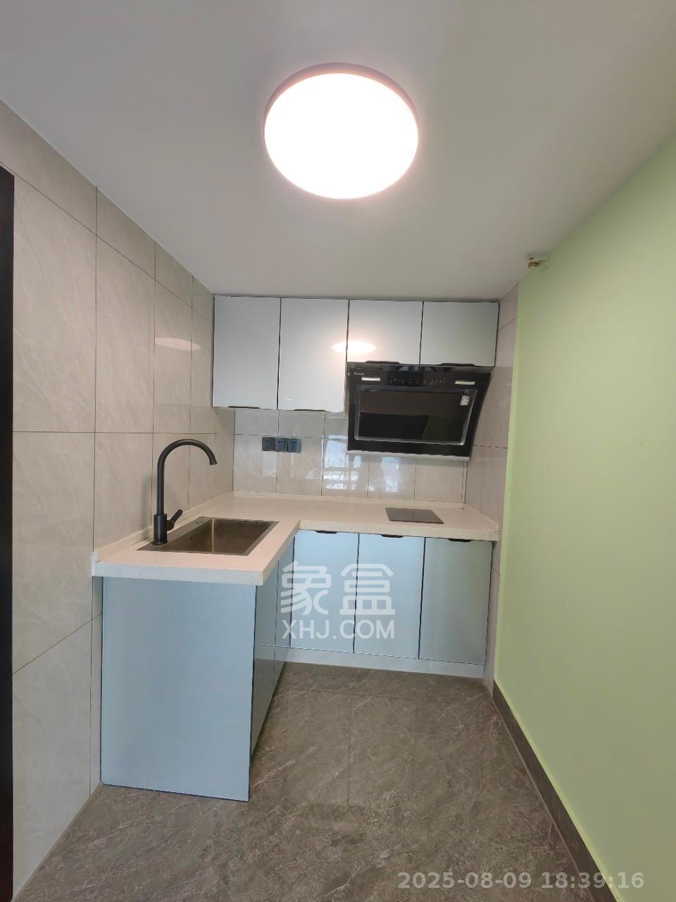 长房时代小镇 1室1厅1卫 1350.0元/月 长房时代小镇 1室1厅1卫 1350.0元/月室内图