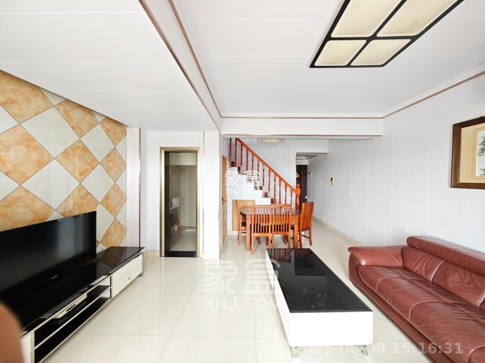 湘府东苑  2室1厅2卫    2200.0元/月室内图