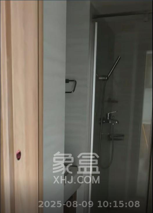 奥林匹克花园贡院三期 1室1厅1卫 1350.0元/月 奥林匹克花园贡院三期 1室1厅1卫 1350.0元/月室内图