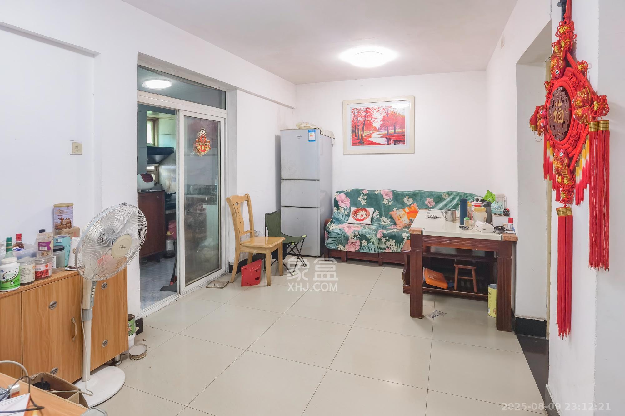 长沙花纸印刷厂宿舍  2室1厅1卫    45.0万 长沙花纸印刷厂宿舍  2室1厅1卫    45.0万客厅