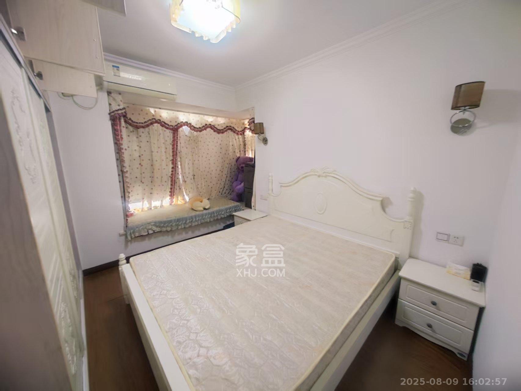 万芙锦城 2室2厅1卫 2100.0元/月 万芙锦城 2室2厅1卫 2100.0元/月室内图