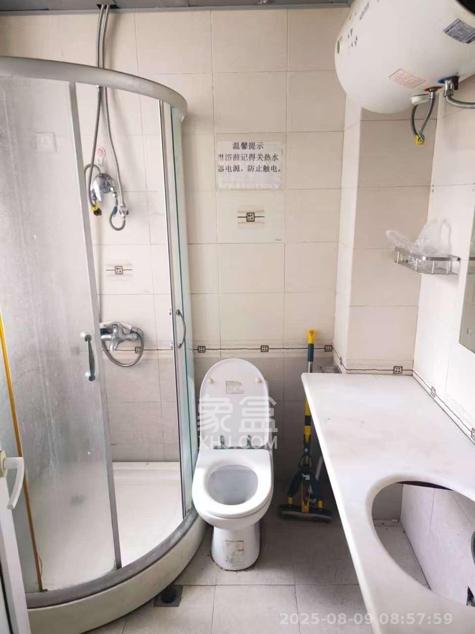 锦绣华天  3室2厅2卫    3000.0元/月 锦绣华天  3室2厅2卫    3000.0元/月室内图