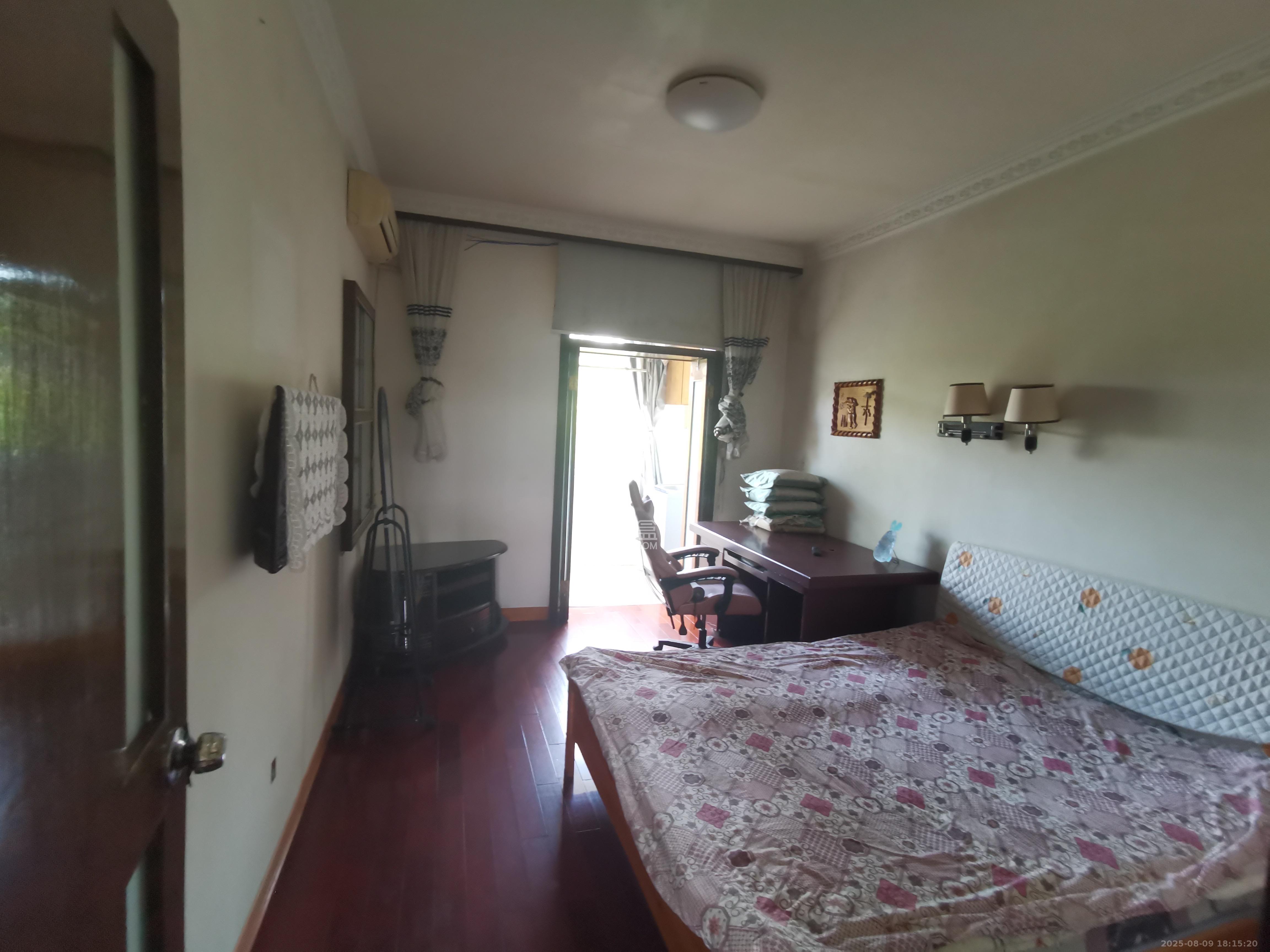 中南家园  2室2厅1卫    1700.0元/月室内图