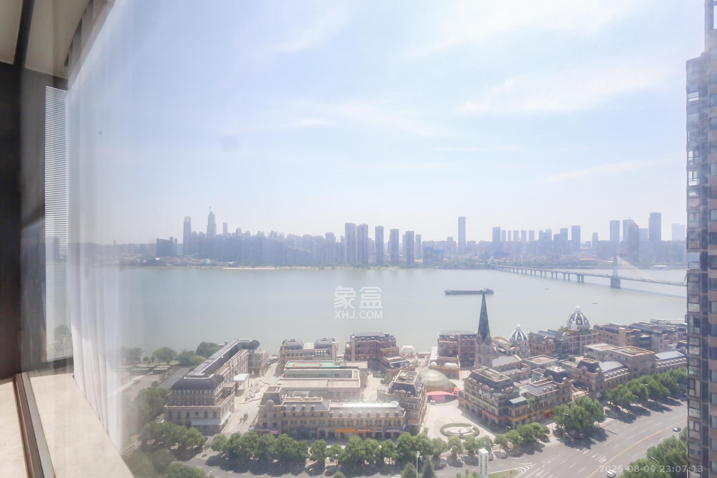 万科里金域国际  4室2厅2卫    498.0万 万科里金域国际  4室2厅2卫    498.0万其他