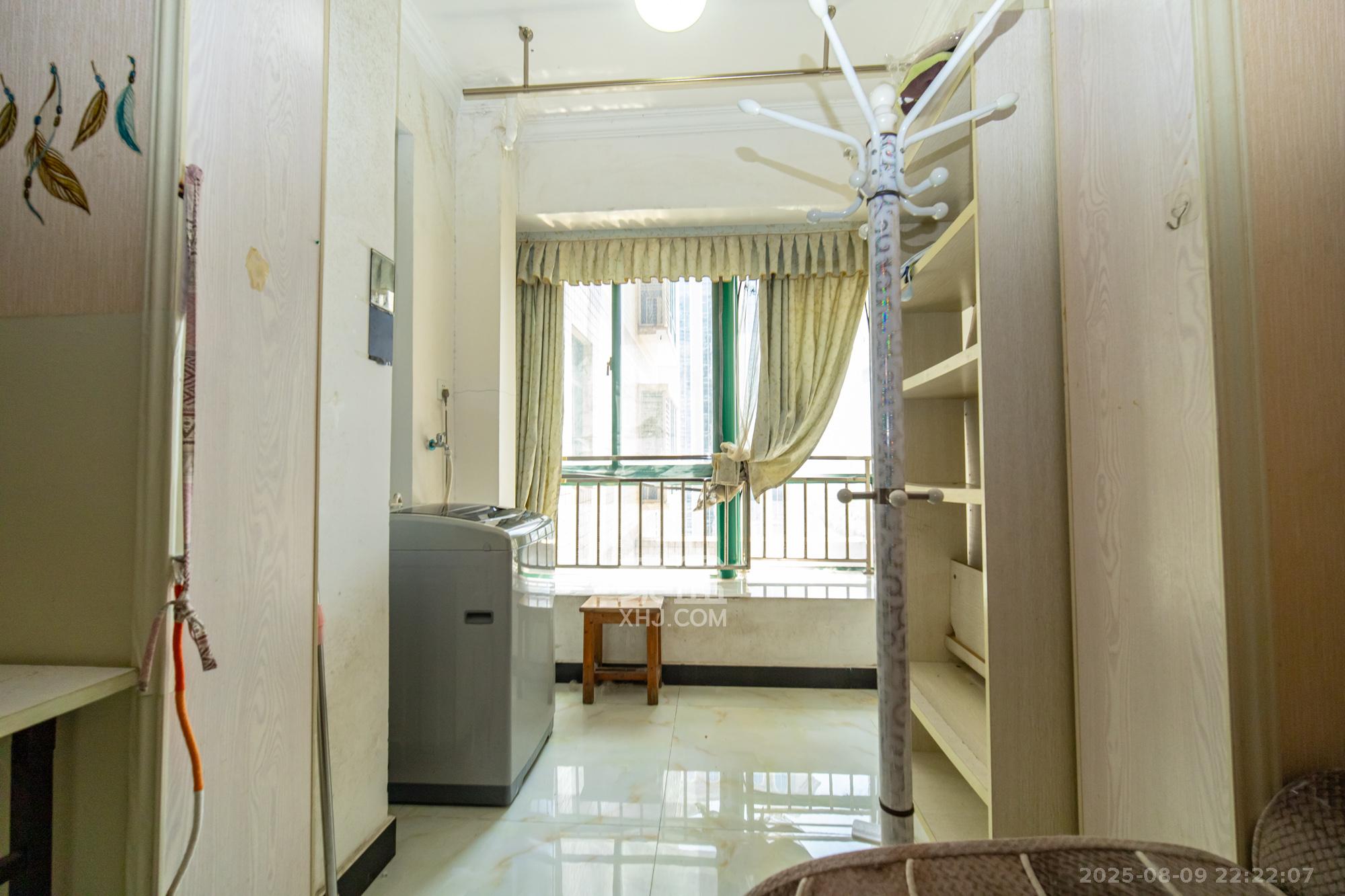 明城公寓 1室1厅1卫 20.8万 明城公寓 1室1厅1卫 20.8万阳台