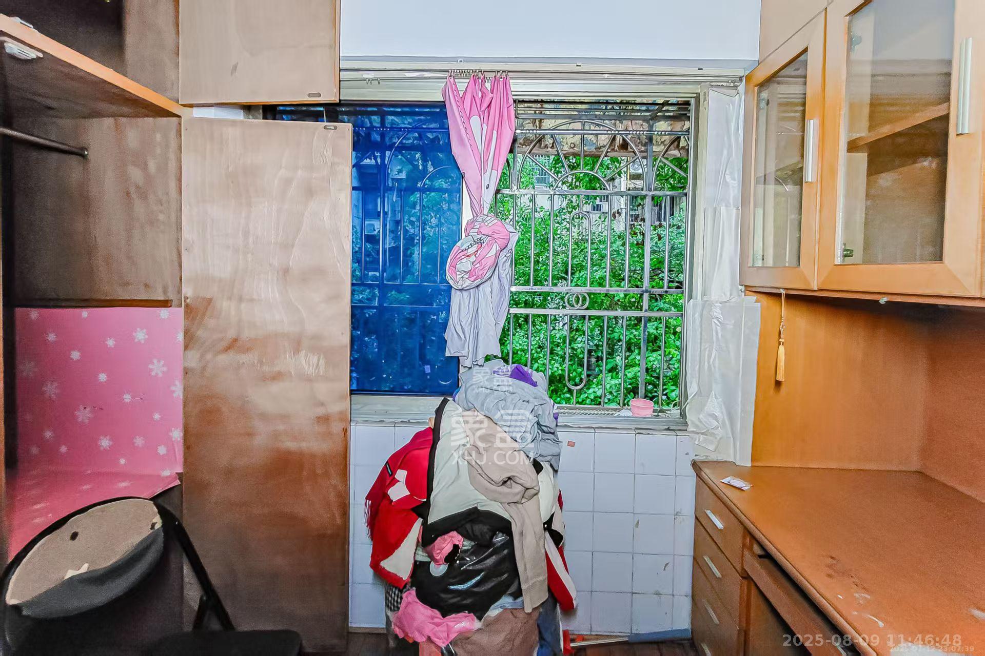 振业小区 1室2厅1卫 2500.0元/月 振业小区 1室2厅1卫 2500.0元/月室内图