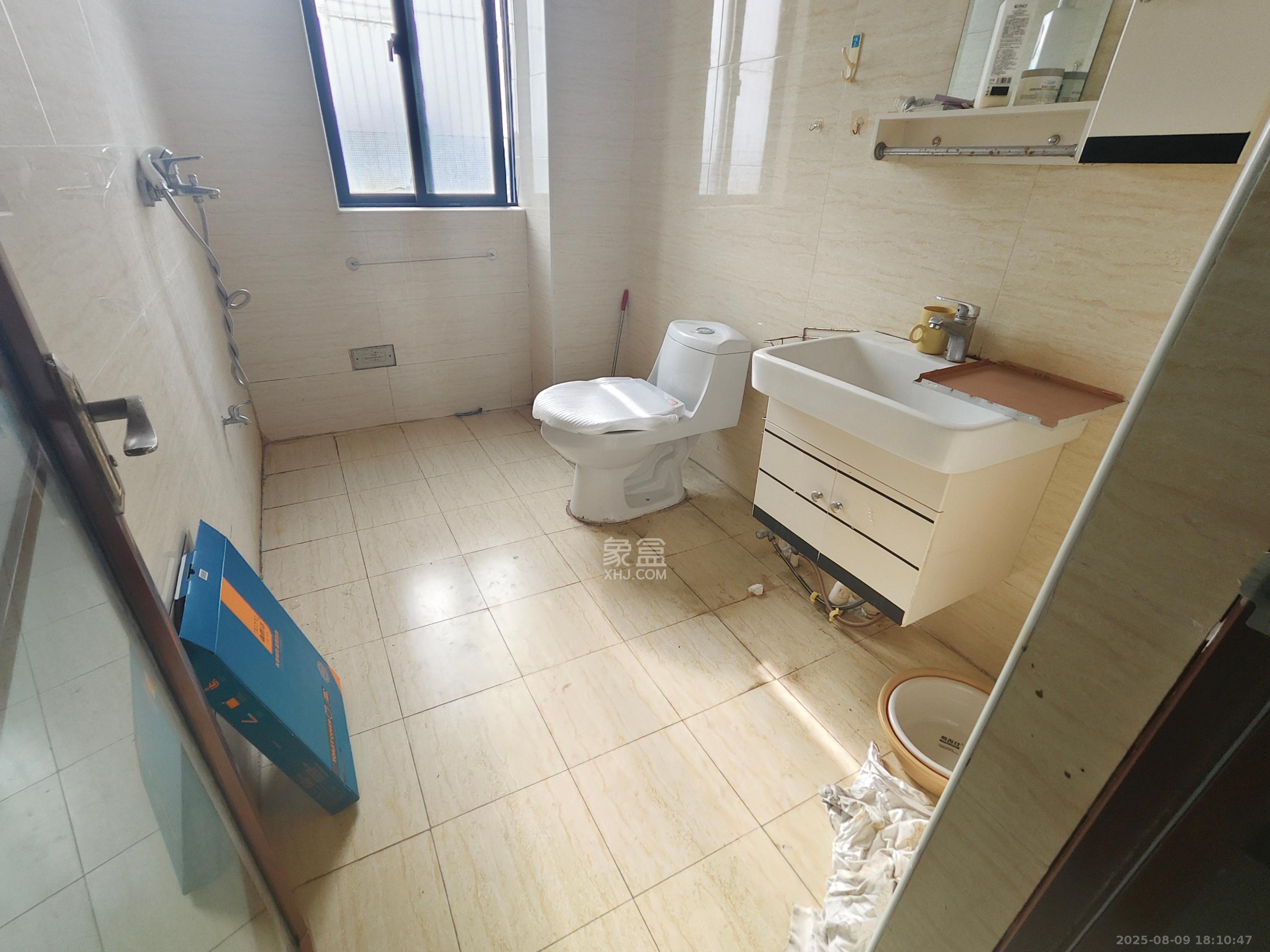 中江佳境天成  4室2厅2卫    2500.0元/月室内图