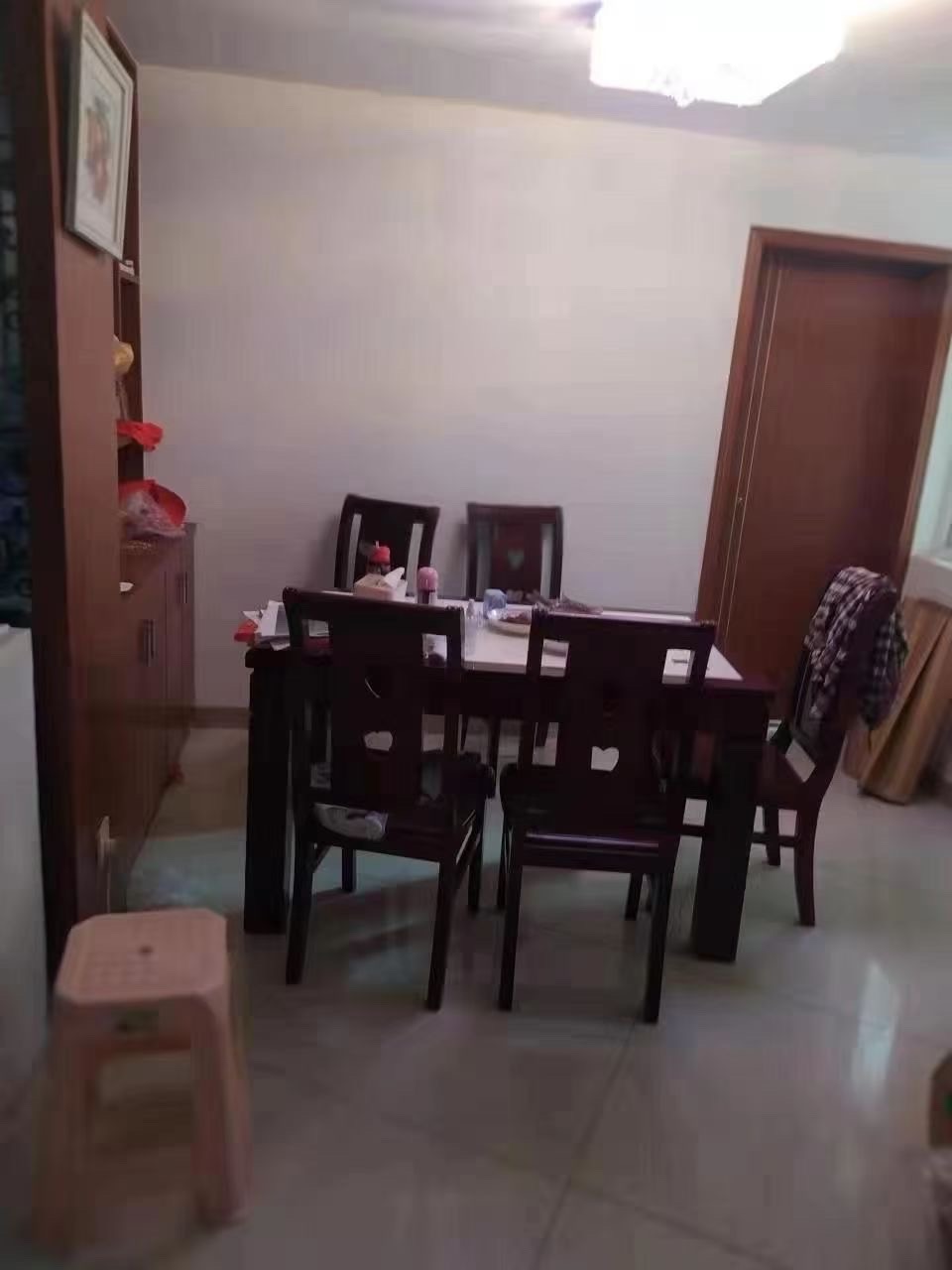 冠都现代城(冠都幸福彼岸) 3室2厅1卫 1600.0元/月 冠都现代城(冠都幸福彼岸) 3室2厅1卫 1600.0元/月室内图