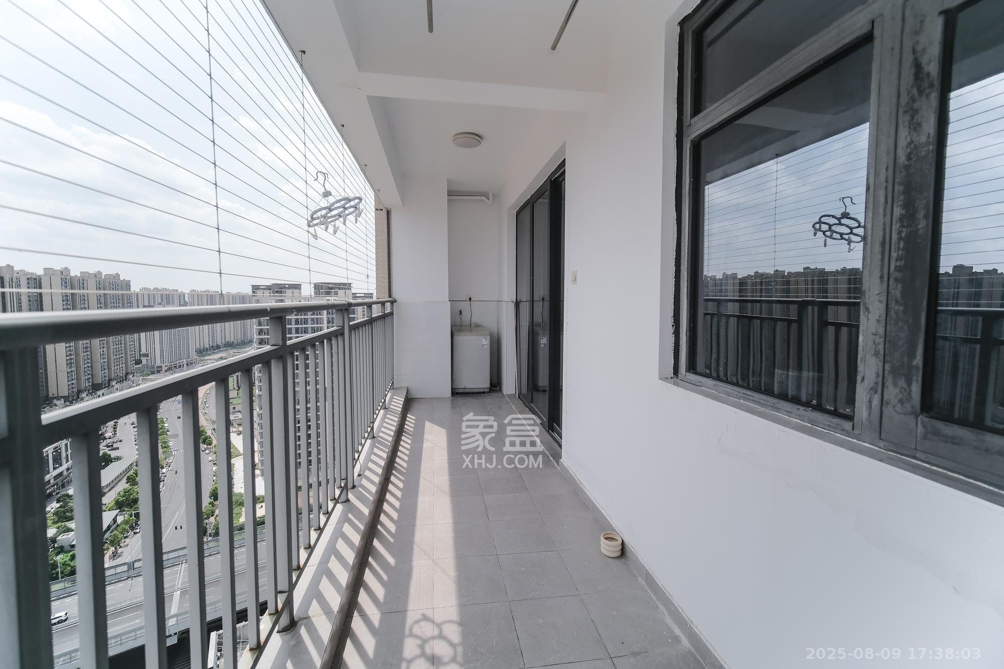 和悦城(蟠龙景苑)  3室2厅1卫    65.8万 和悦城(蟠龙景苑)  3室2厅1卫    65.8万阳台