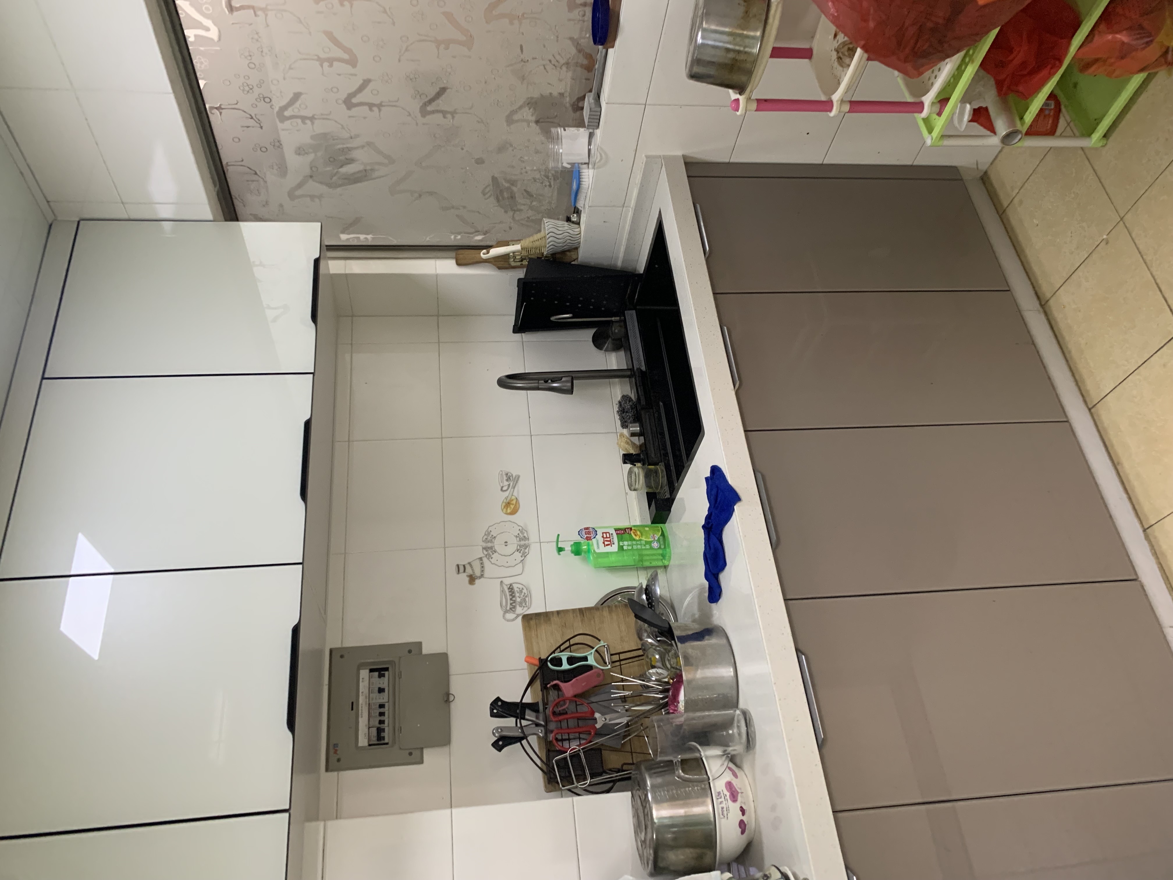 广昌花园 4室2厅2卫 154.0万 广昌花园 4室2厅2卫 154.0万客厅