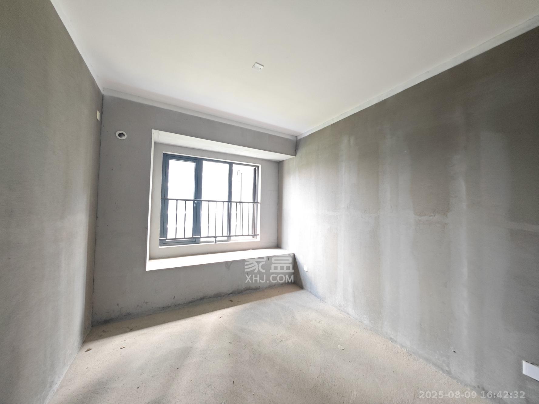 融创会展上东区  3室2厅2卫    80.0万卧室