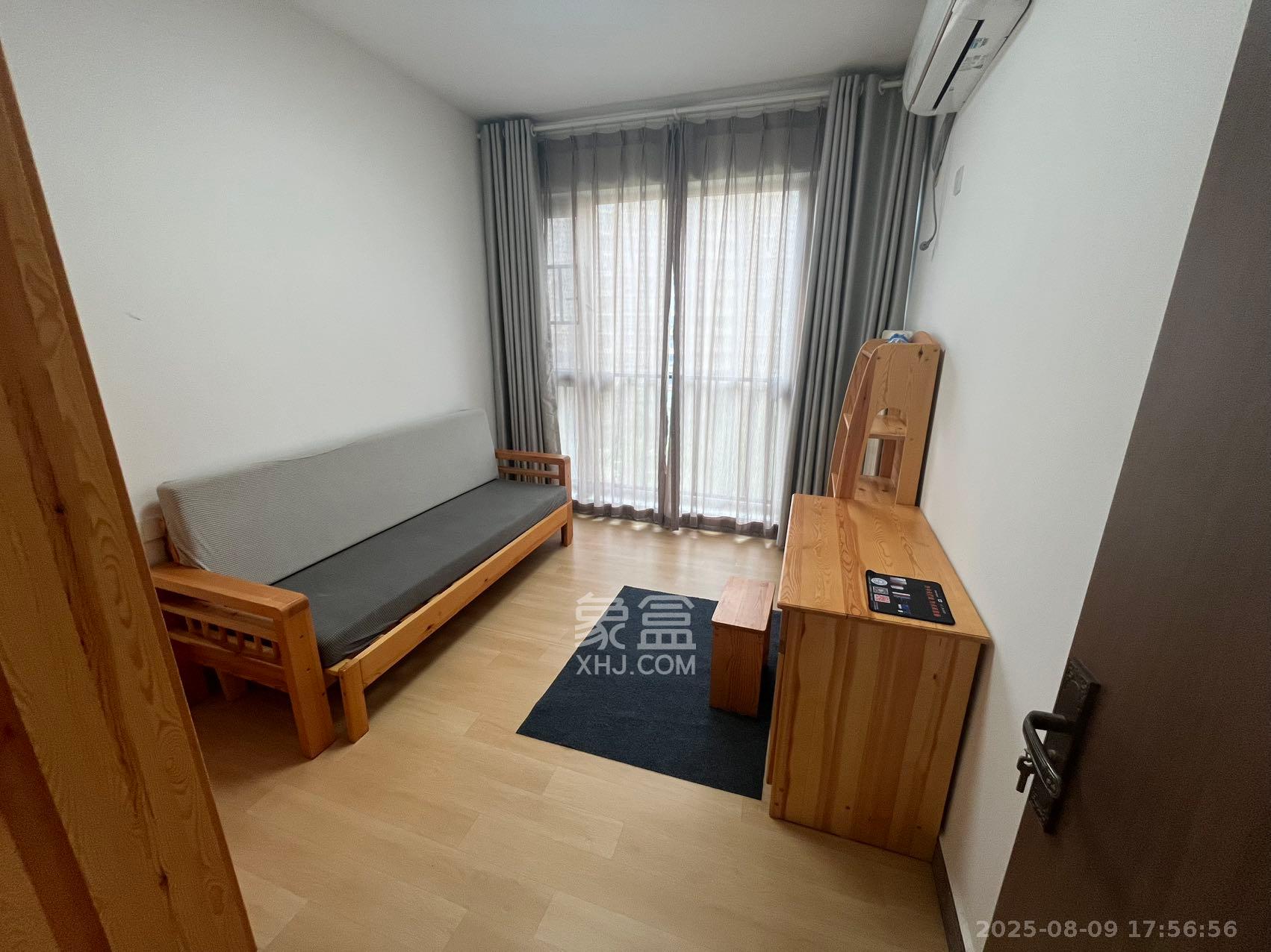 怡海星城  3室2厅1卫    2200.0元/月室内图