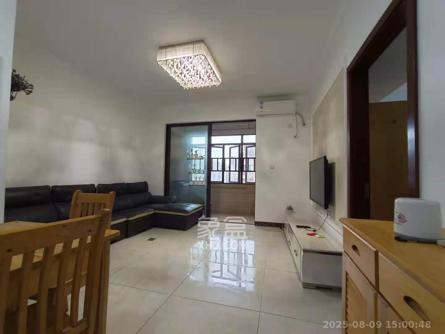 奥林匹克花园贡院一期 3室2厅1卫 2500.0元/月 奥林匹克花园贡院一期 3室2厅1卫 2500.0元/月室内图