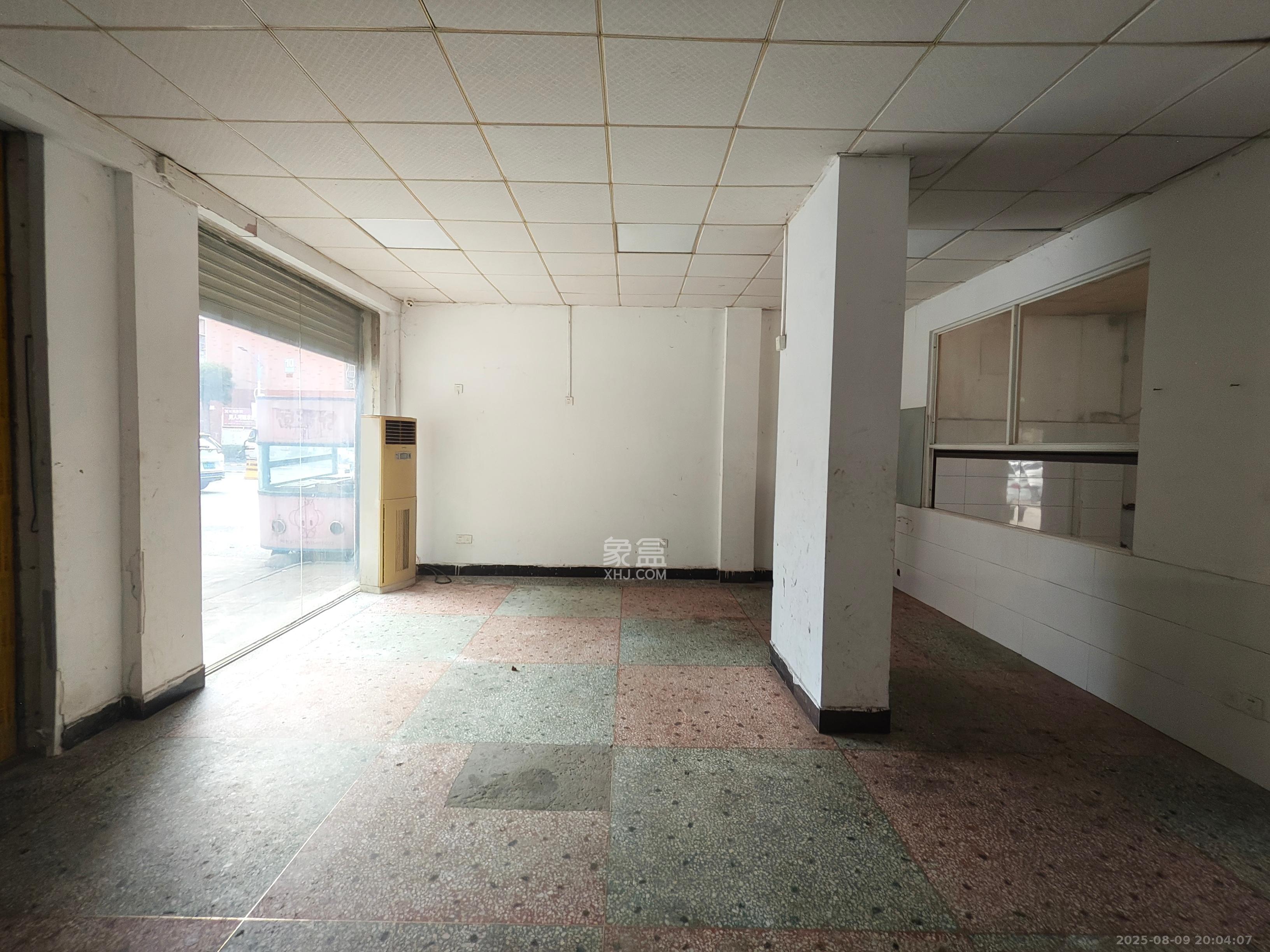 茶子山小区 1室0厅0卫 3500.0元/月 茶子山小区 1室0厅0卫 3500.0元/月室内图