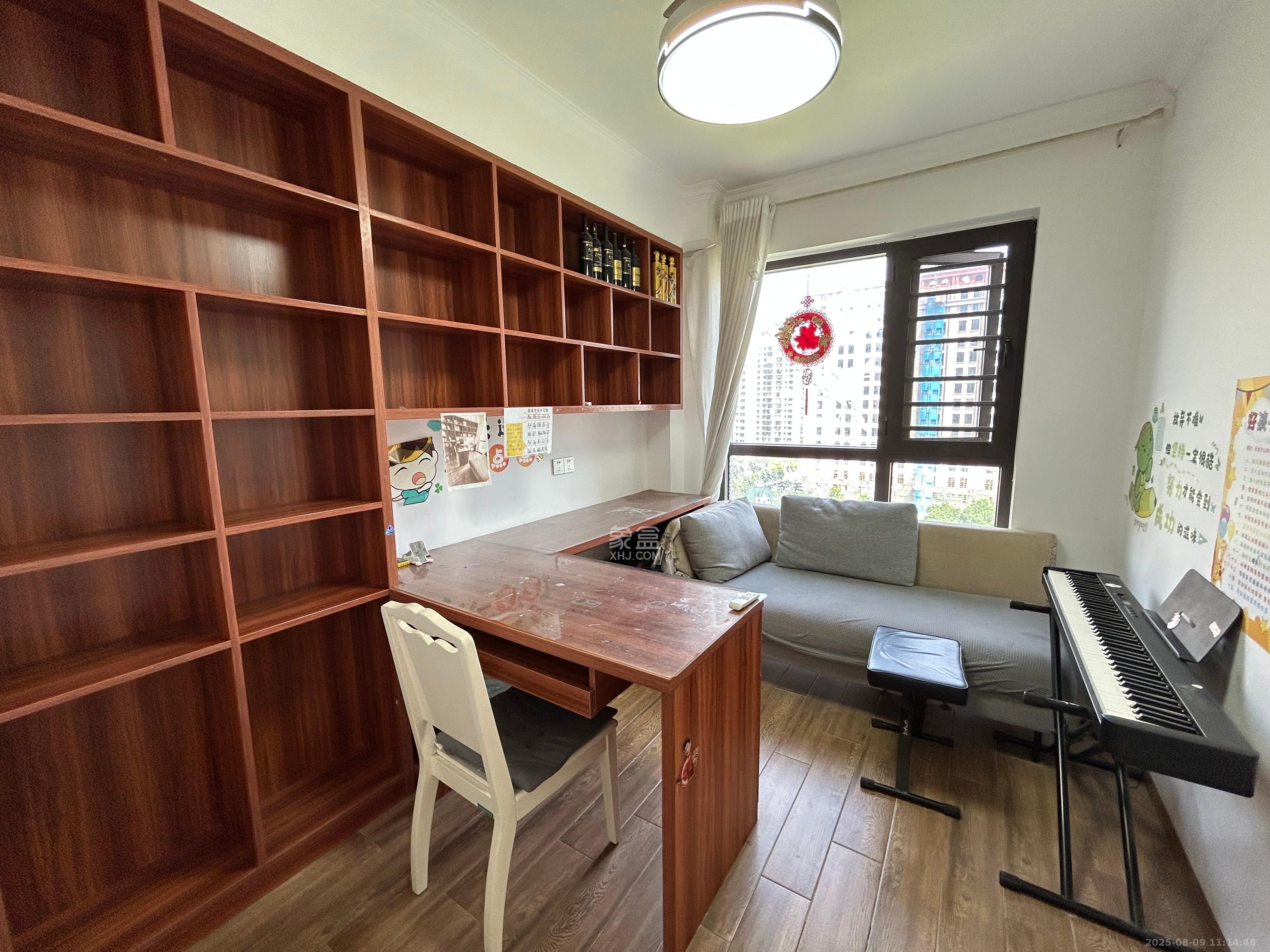 今时艺苑  4室1厅2卫   3299.00元/月室内图