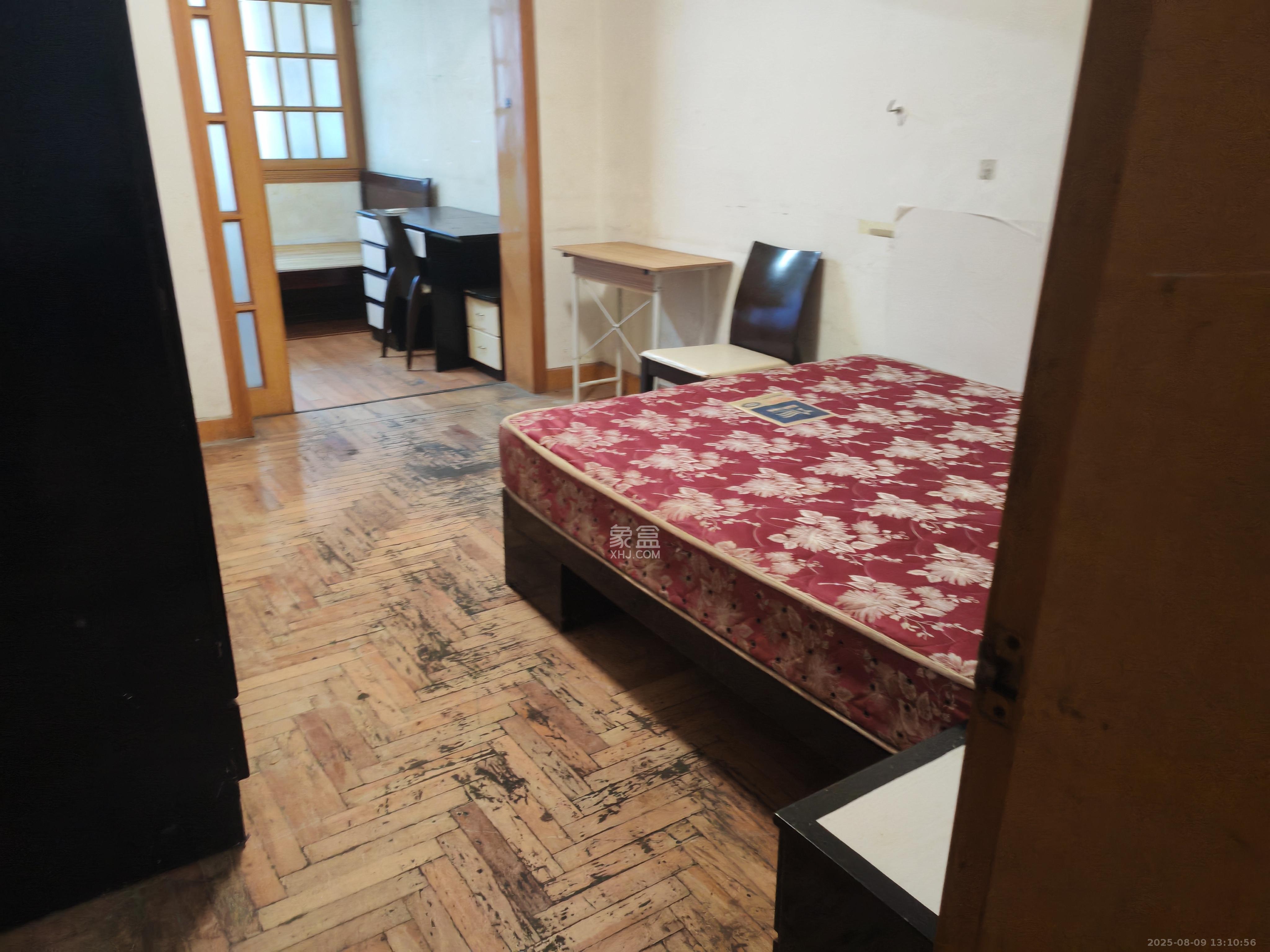 乔庄社区 4室1厅1卫 2000.0元/月 乔庄社区 4室1厅1卫 2000.0元/月室内图