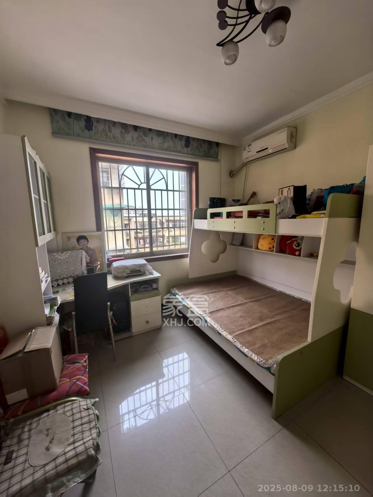 天韵家园 3室2厅2卫 2200.0元/月 天韵家园 3室2厅2卫 2200.0元/月室内图