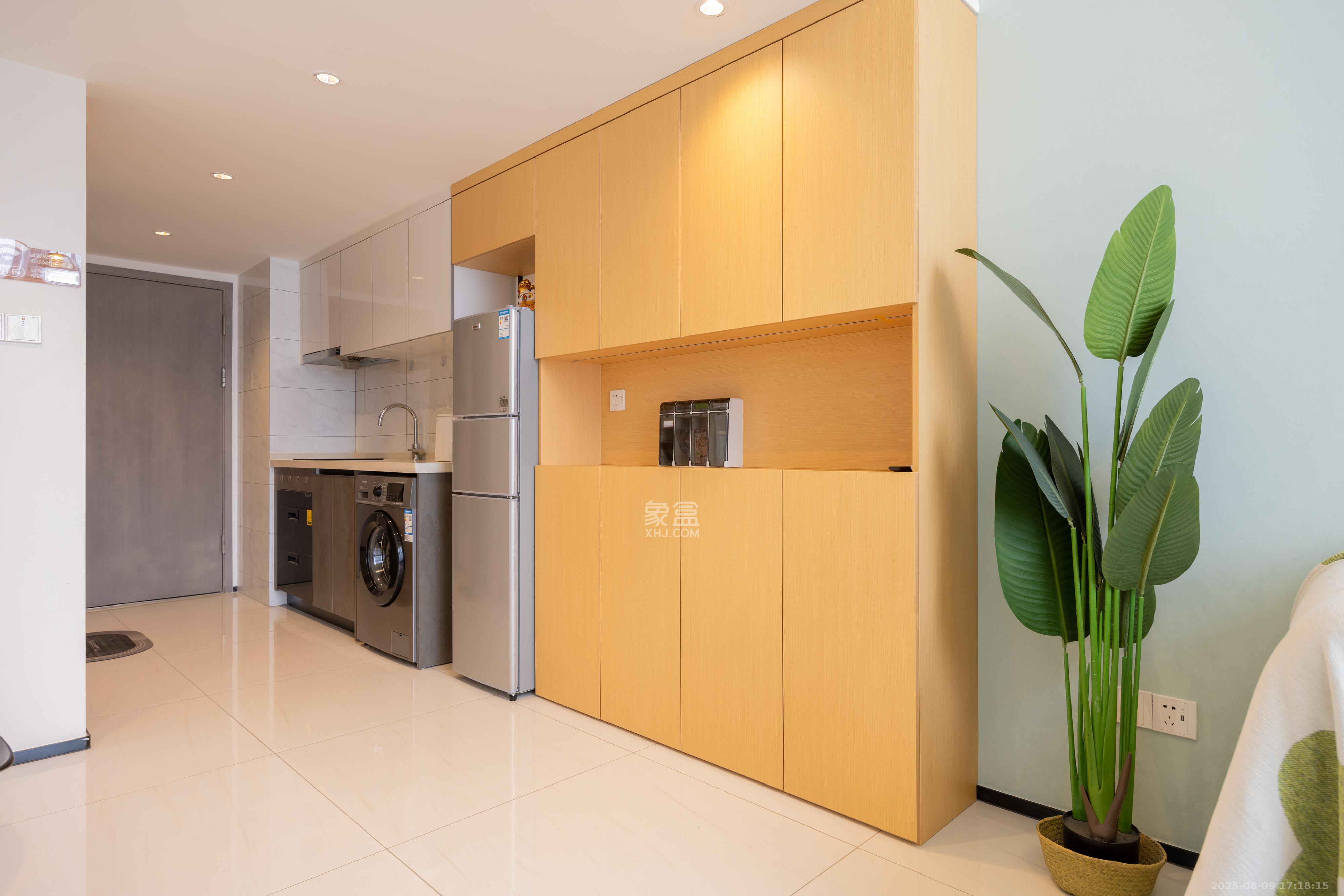 藏珑湖上公馆 1室1厅1卫 2600.0元/月 藏珑湖上公馆 1室1厅1卫 2600.0元/月室内图