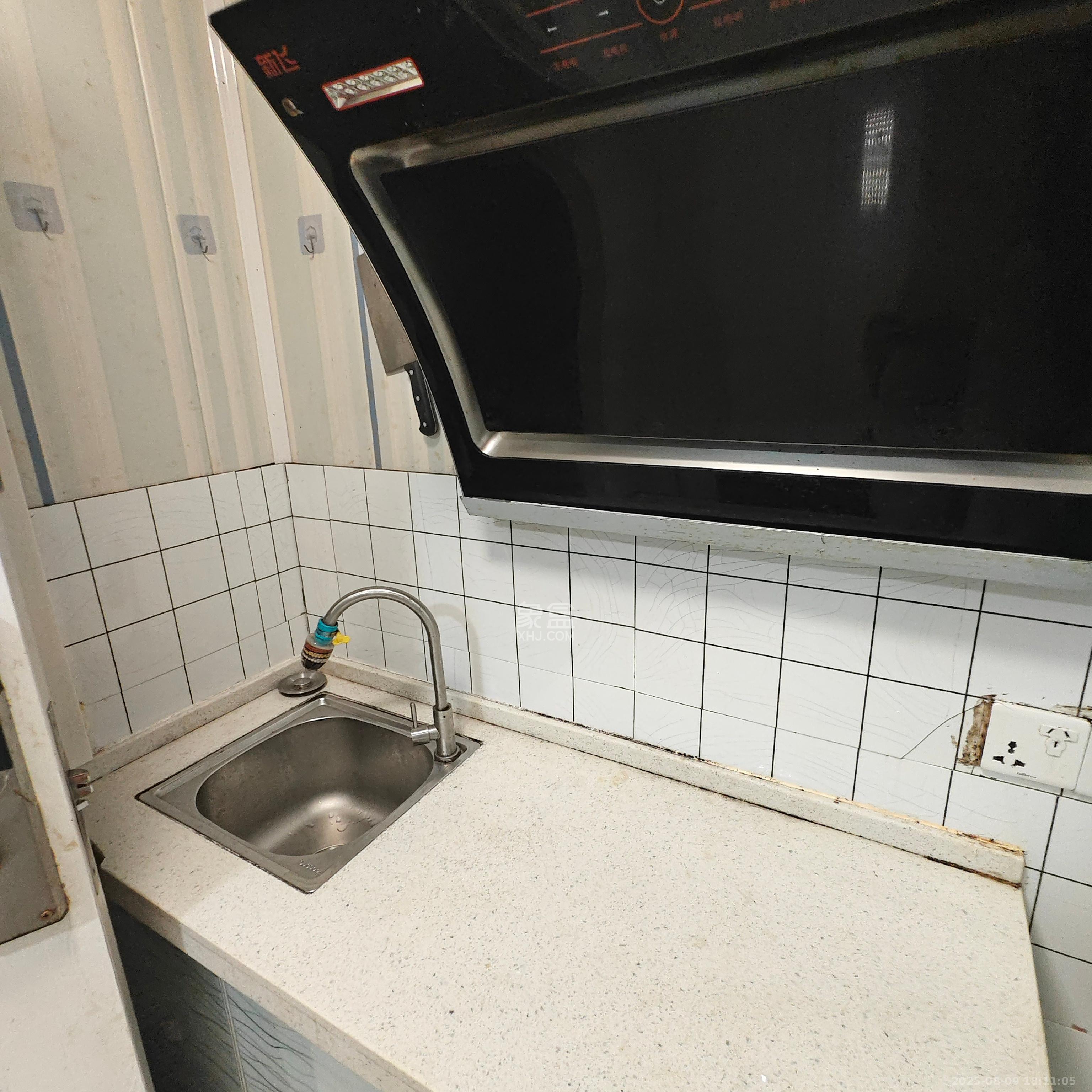 海华嘉园  1室1厅1卫    1300.0元/月 海华嘉园  1室1厅1卫    1300.0元/月室内图