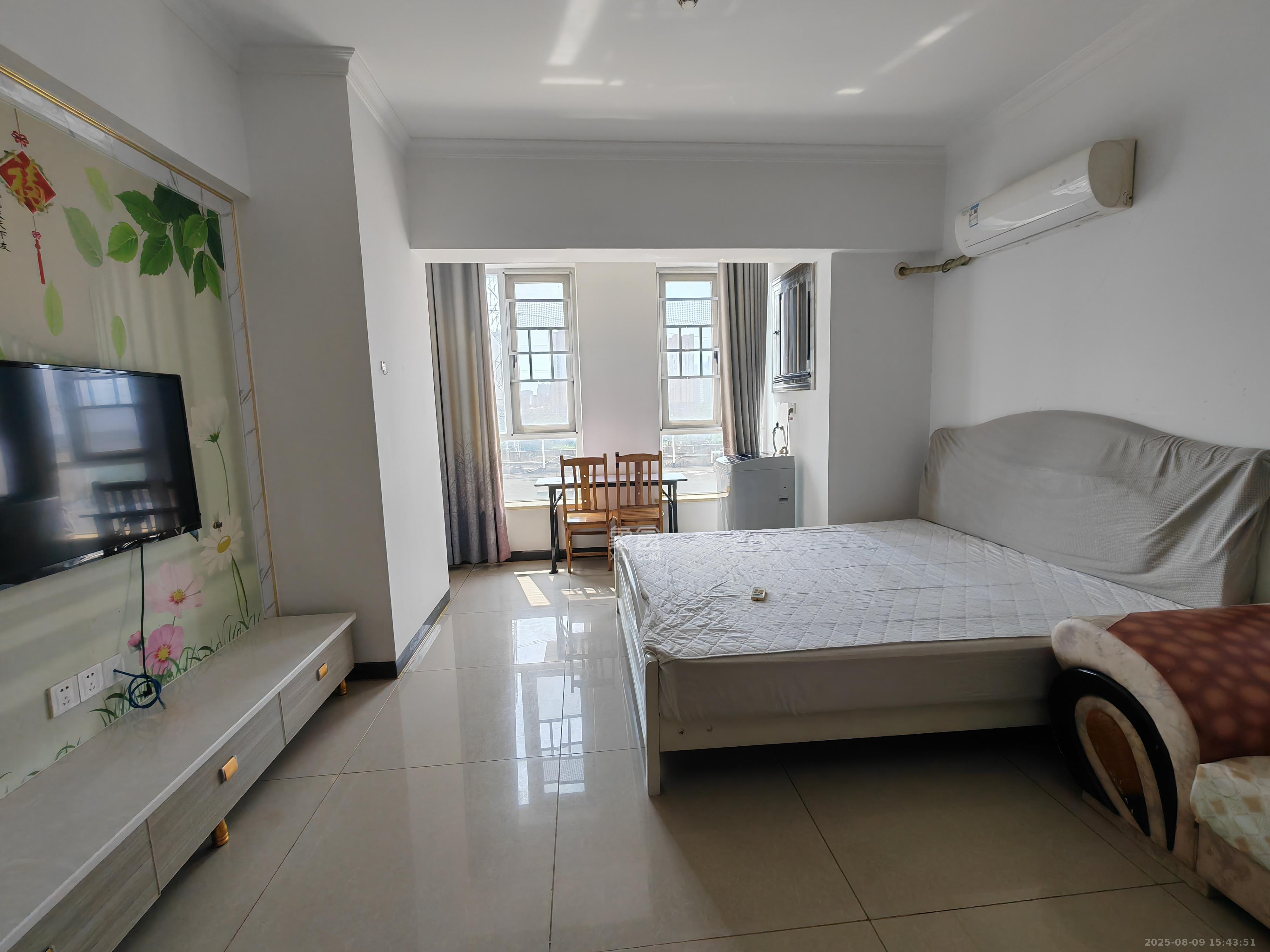 MOMA当代广场 1室1厅1卫 1100.0元/月 MOMA当代广场 1室1厅1卫 1100.0元/月室内图