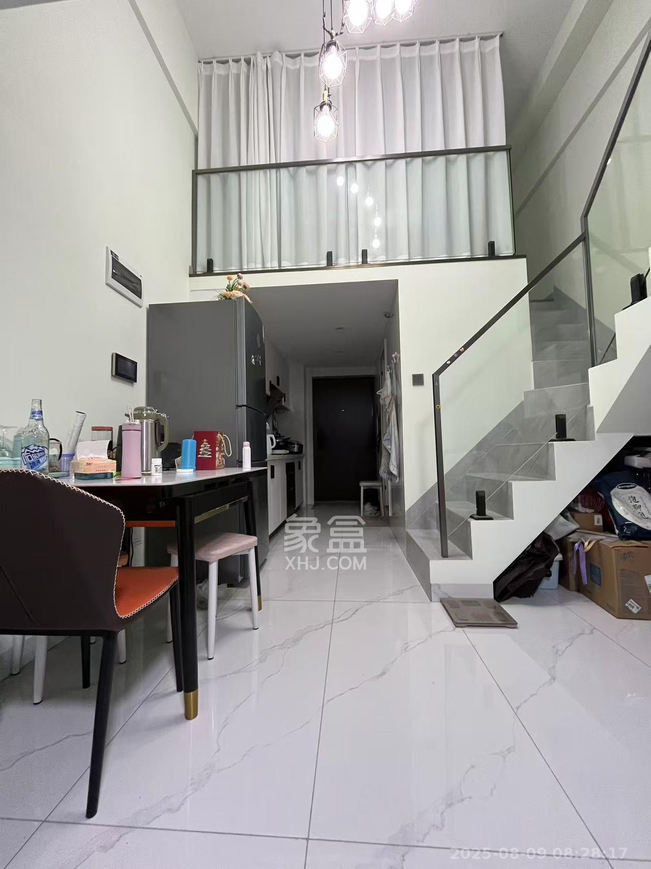 佳兆业云顶都汇 1室0厅0卫 2200.0元/月 佳兆业云顶都汇 1室0厅0卫 2200.0元/月室内图