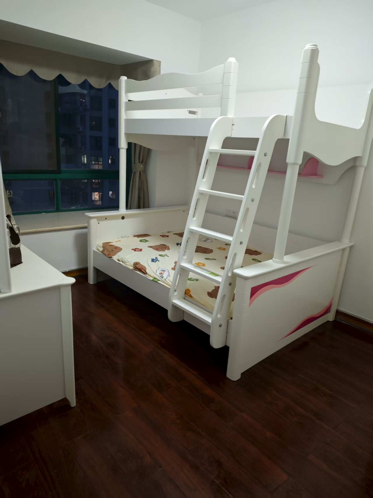 金鹿雅苑 4室2厅2卫 3500.0元/月 金鹿雅苑 4室2厅2卫 3500.0元/月室内图