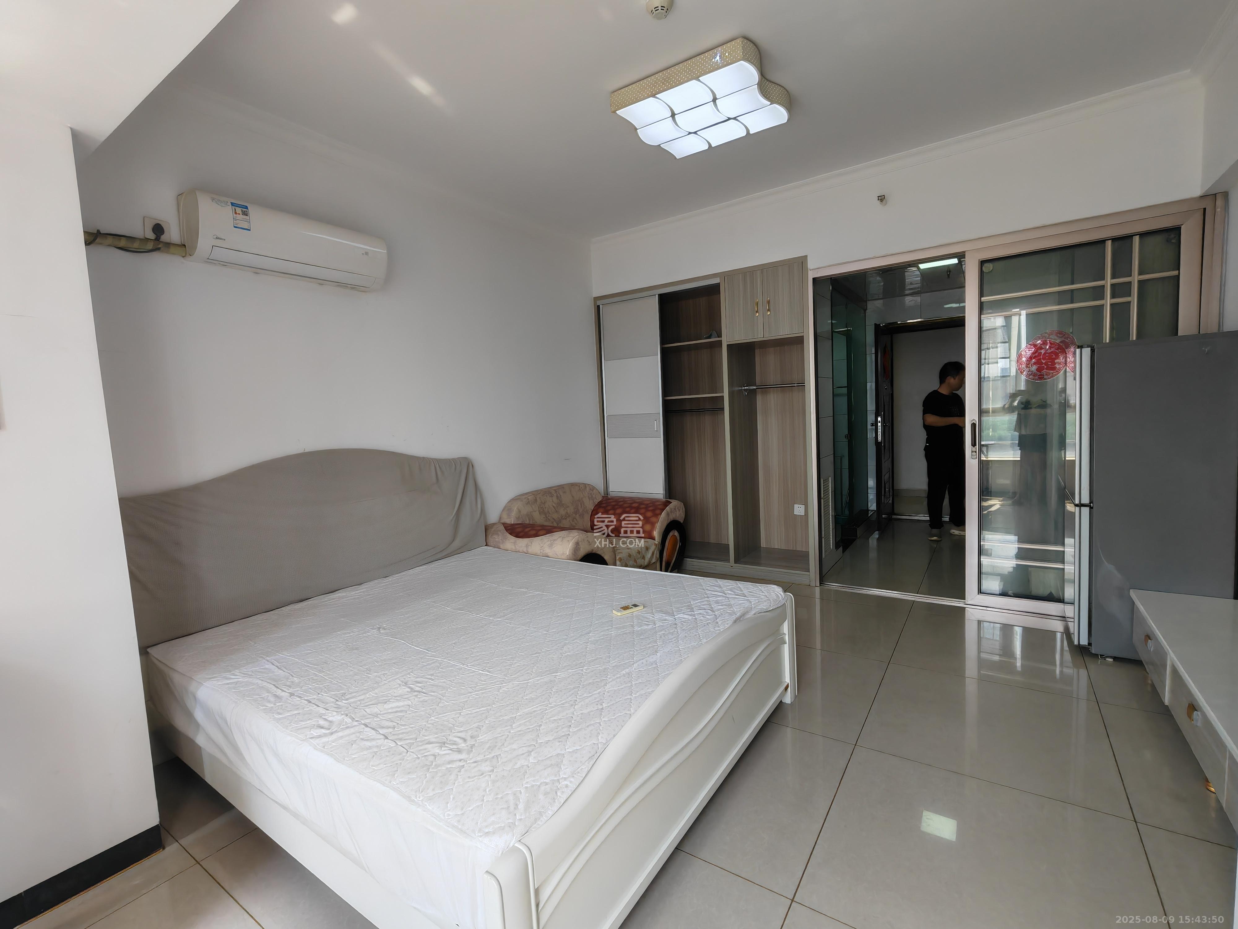 MOMA当代广场 1室1厅1卫 1100.0元/月 MOMA当代广场 1室1厅1卫 1100.0元/月室内图